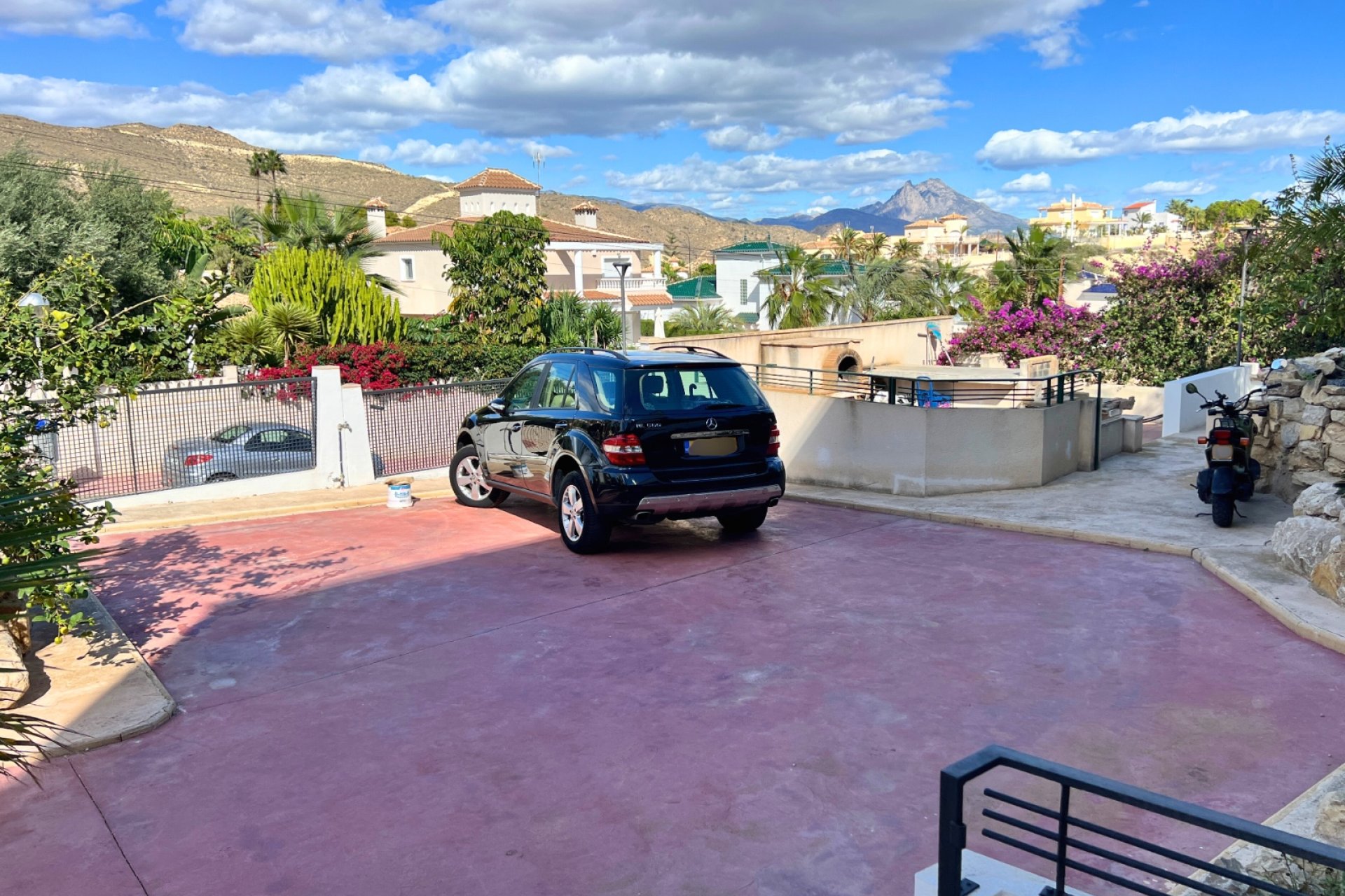 Luxury villa with panoramic ocean views and privacy in El Campello, Costa Blanca﻿