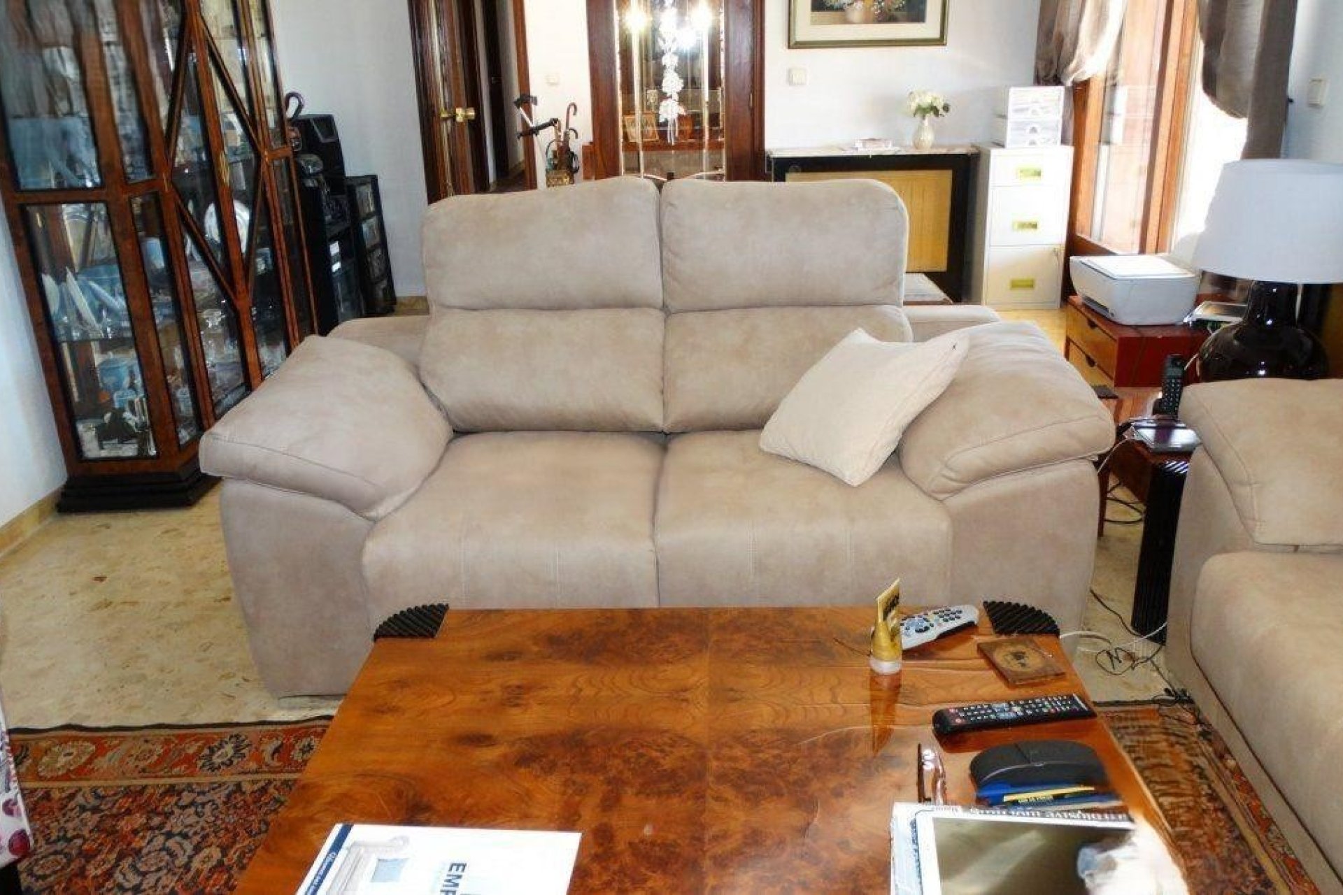 Luxury villa with private pool and garden in Benidorm, close to the beach