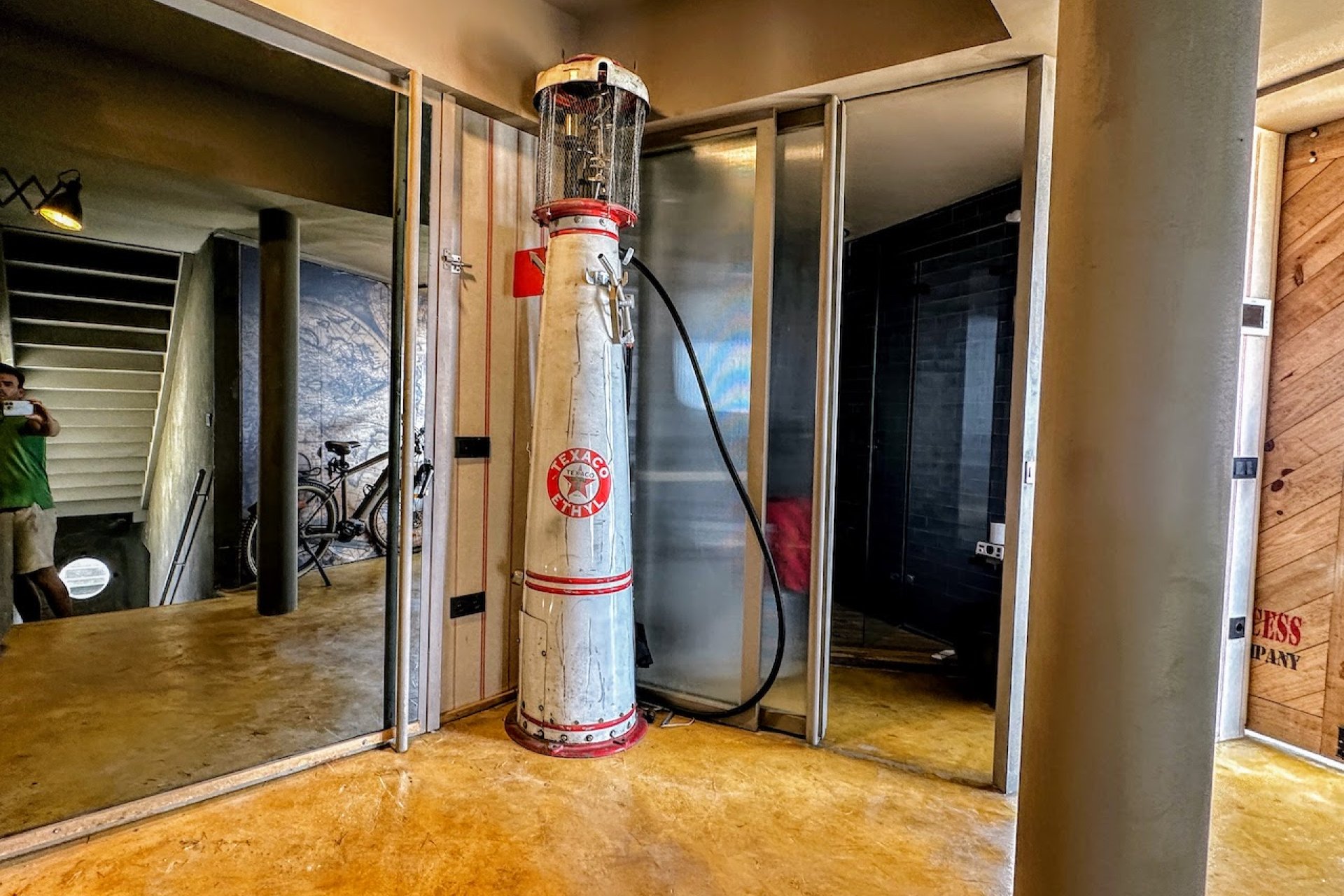 Luxury villa with sea view, private pool and beach club in Villajoyosa