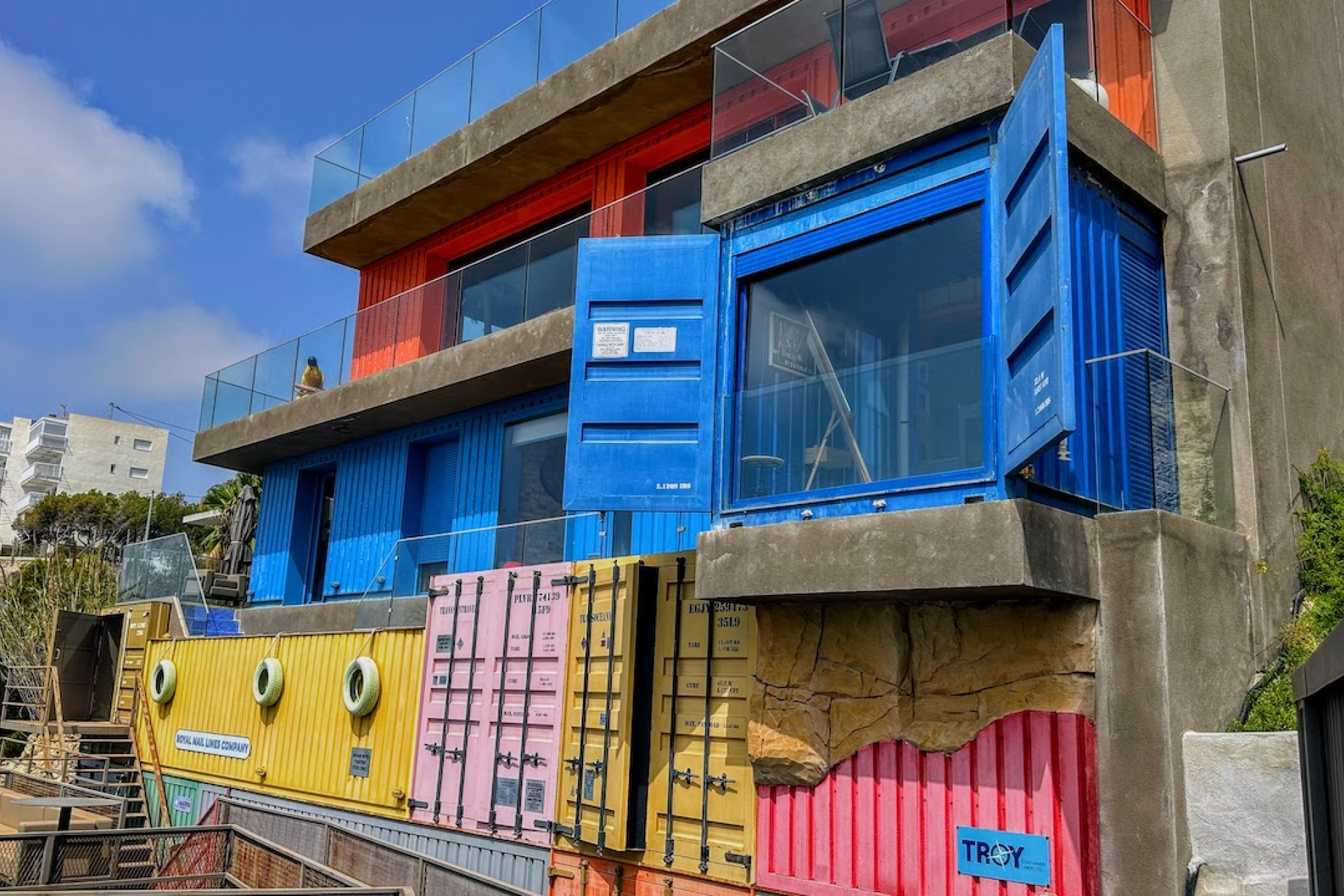 Luxury villa with sea view, private pool and beach club in Villajoyosa