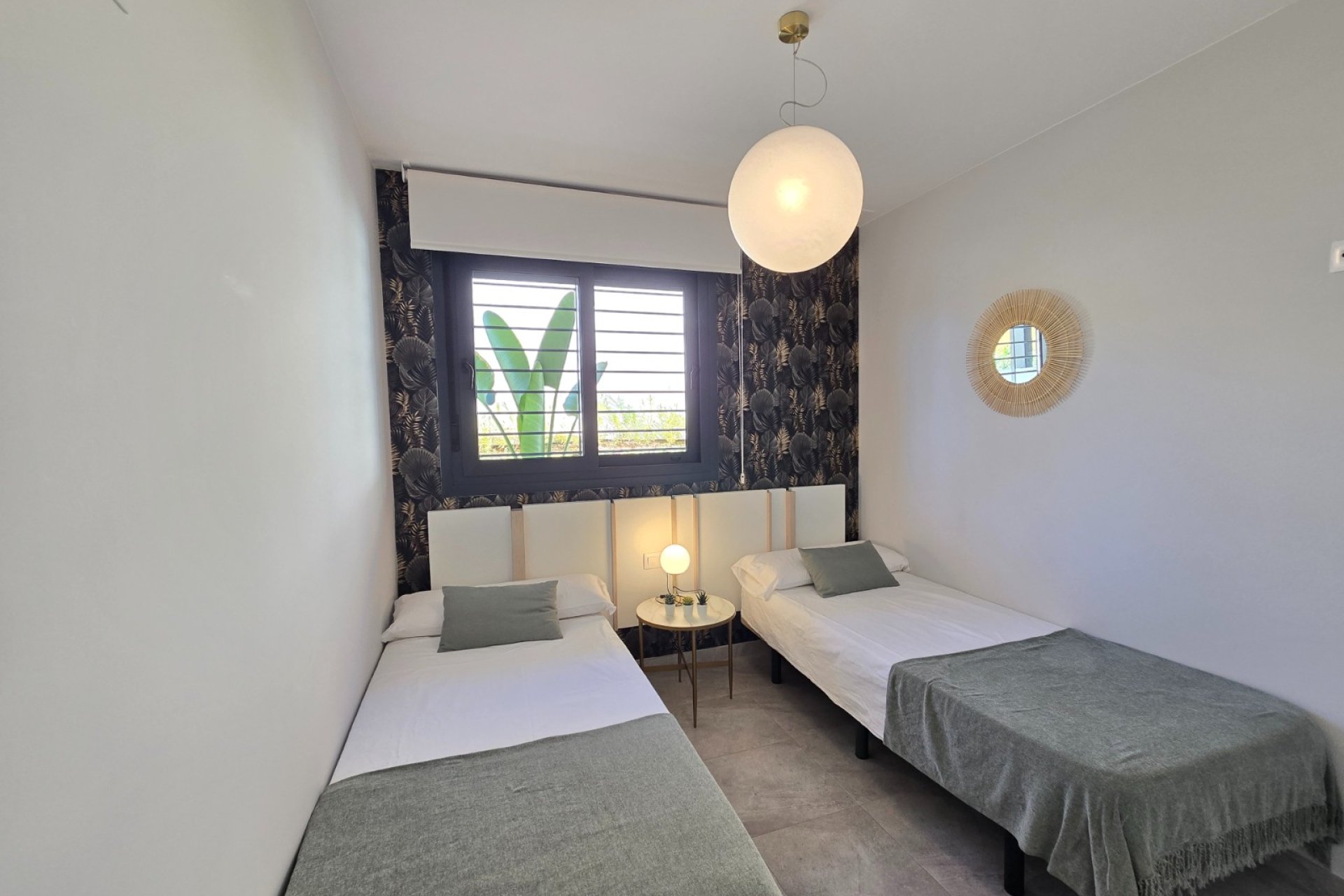 Modern 2-bedroom apartment with a garden in Villamartin, Orihuela Costa