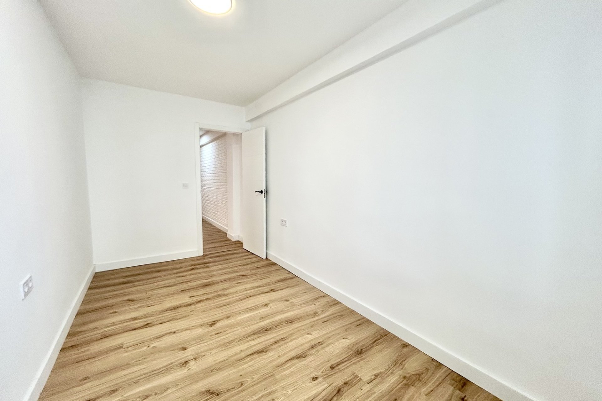 Modern 3-bedroom apartment in downtown Torrevieja