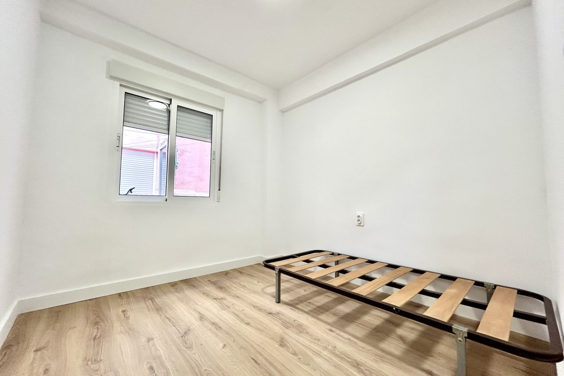 Modern 3-bedroom apartment in downtown Torrevieja