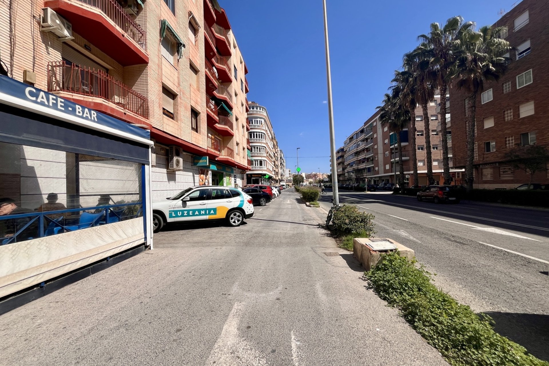 ﻿Modern 3-bedroom apartment with ocean views in a prime location in Torrevieja