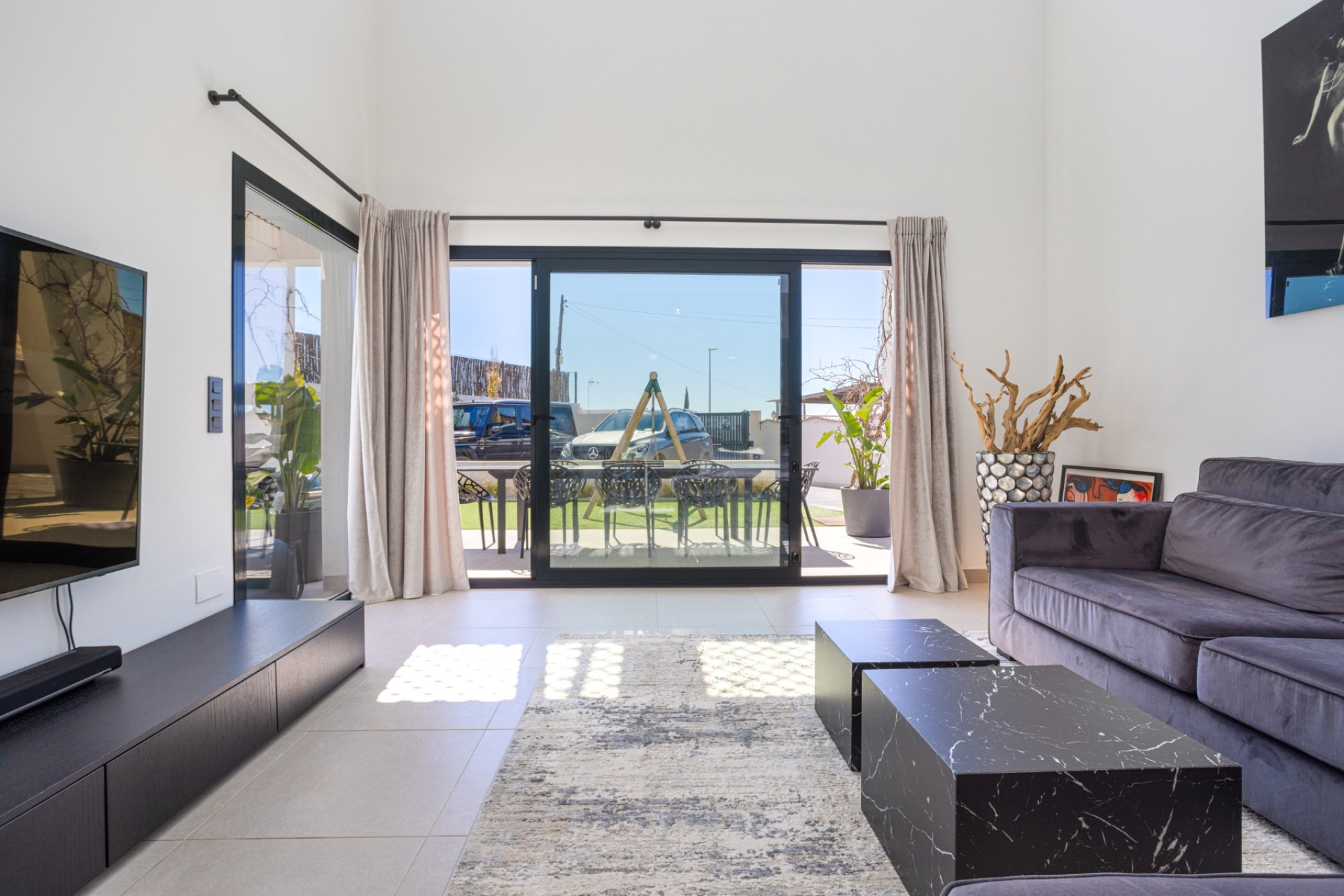 Modern 4-bedroom villa with a private pool and sun deck in Ciudad Quesada