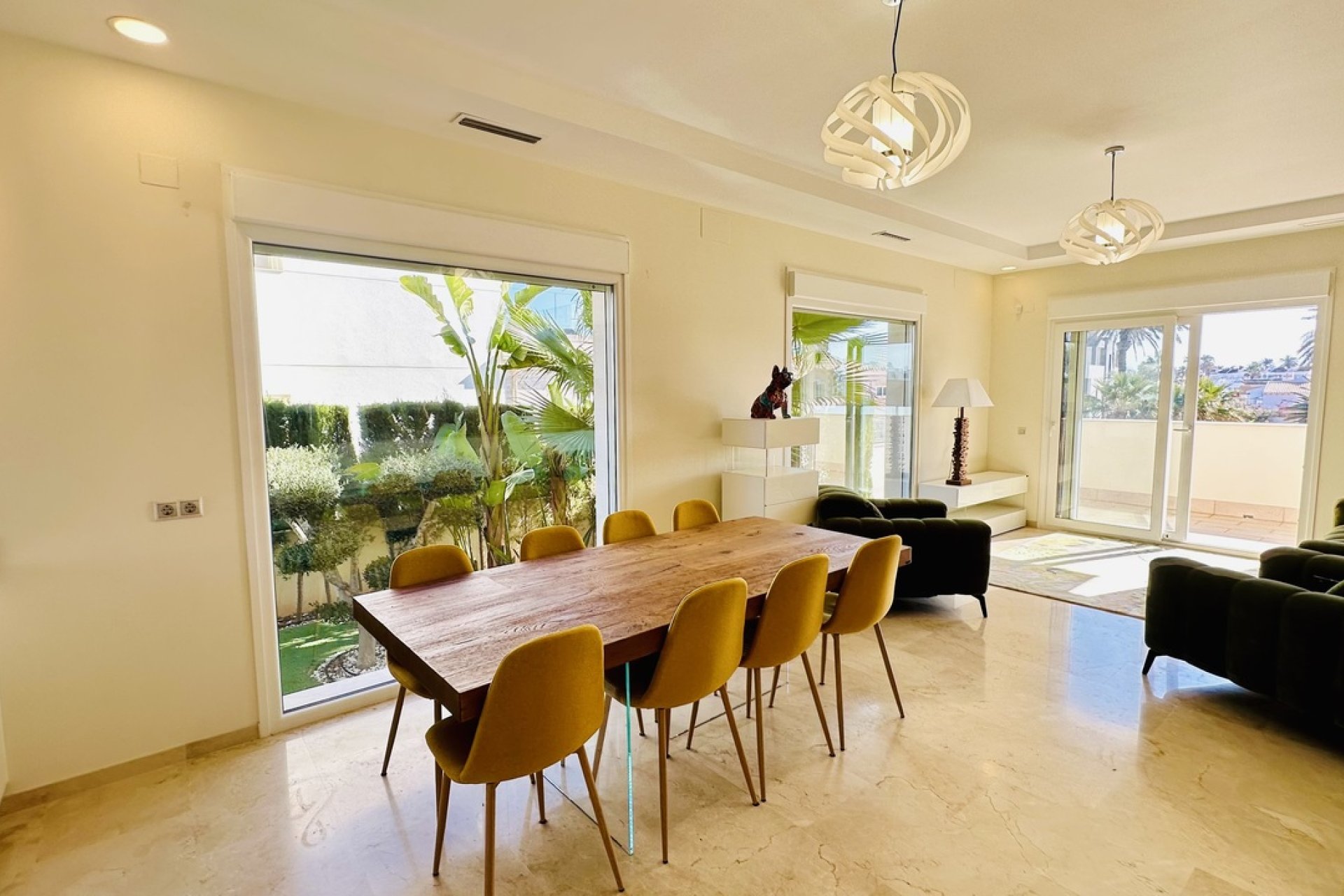 Modern 5-bedroom villa with ocean views in Orihuela Costa