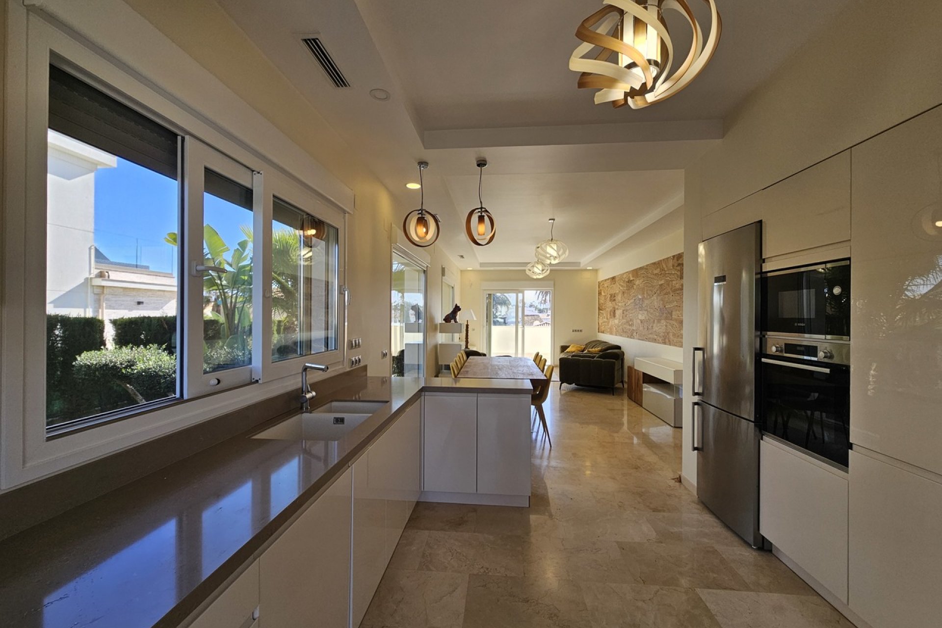 Modern 5-bedroom villa with ocean views in Orihuela Costa