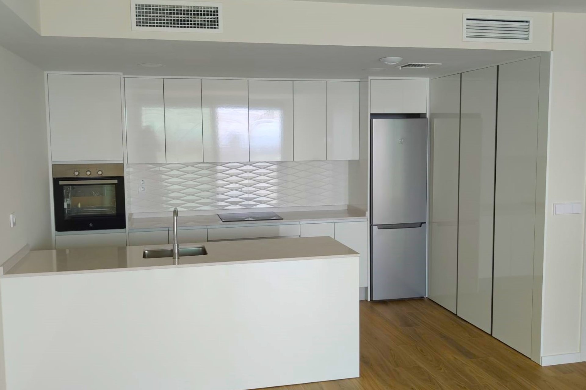 ﻿Modern apartment with ocean views in Finestrat, 2 bedrooms, luxury amenities