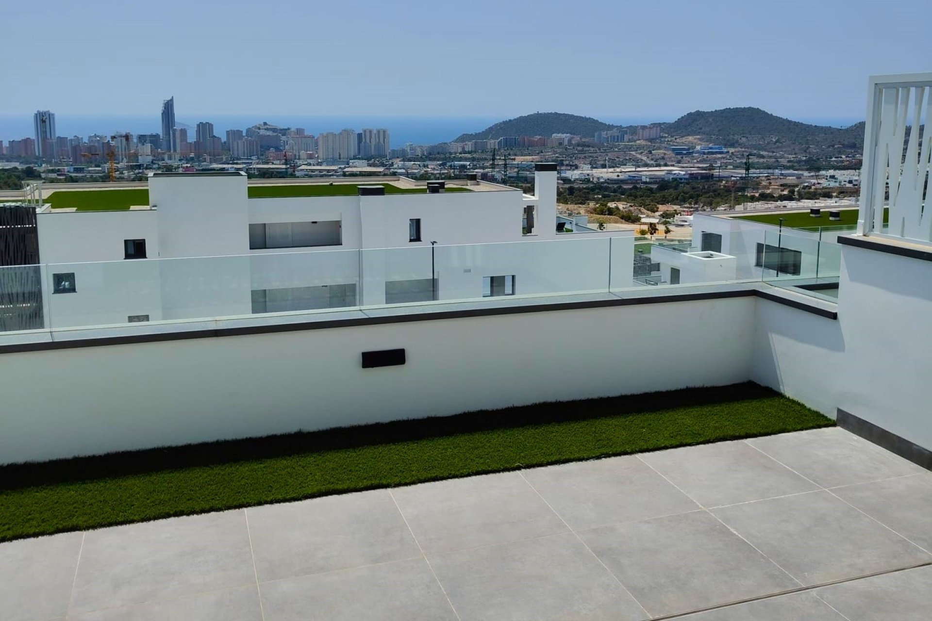 ﻿Modern apartment with ocean views in Finestrat, 2 bedrooms, luxury amenities