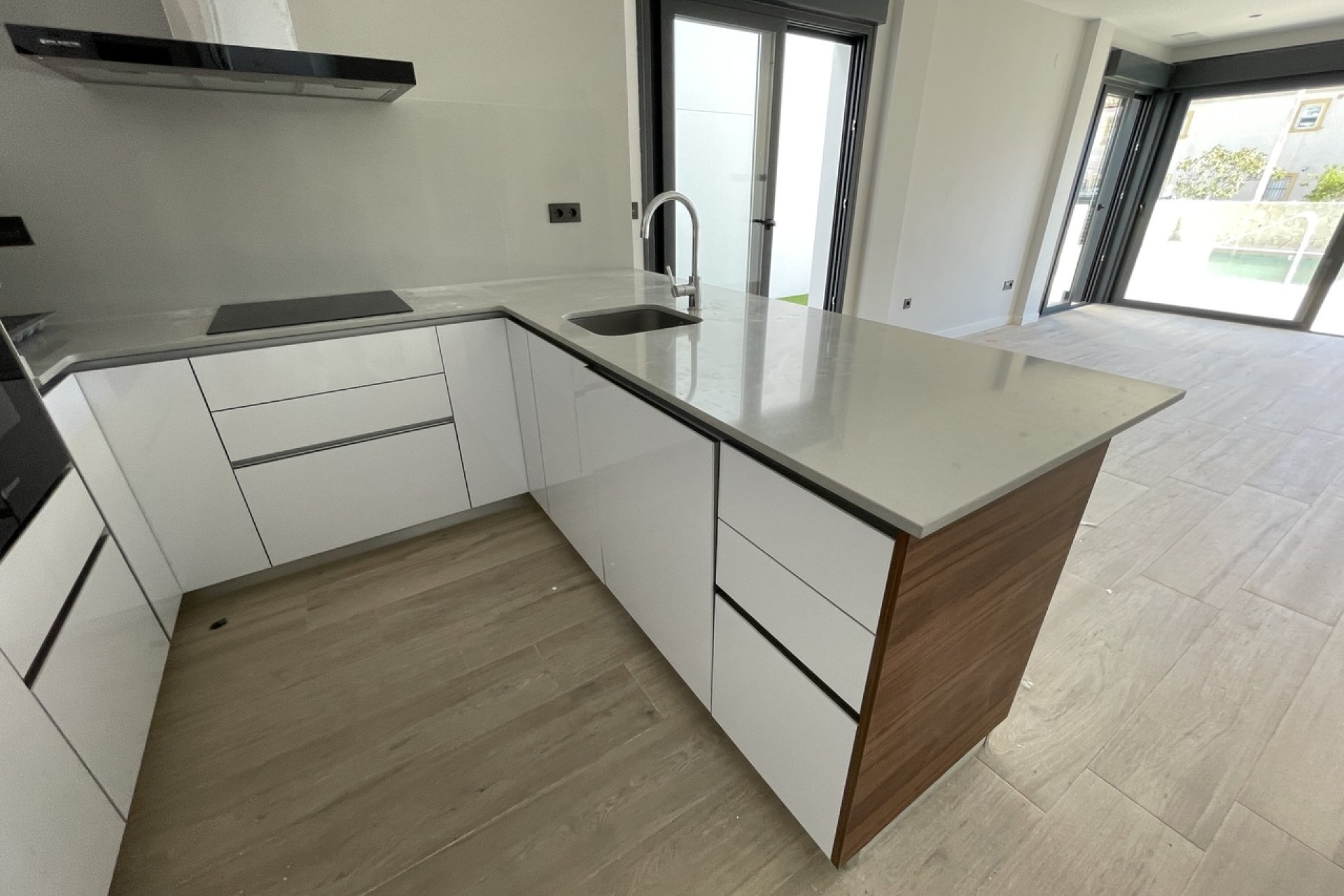 Modern apartment with private pool in Pilar de la Horadada