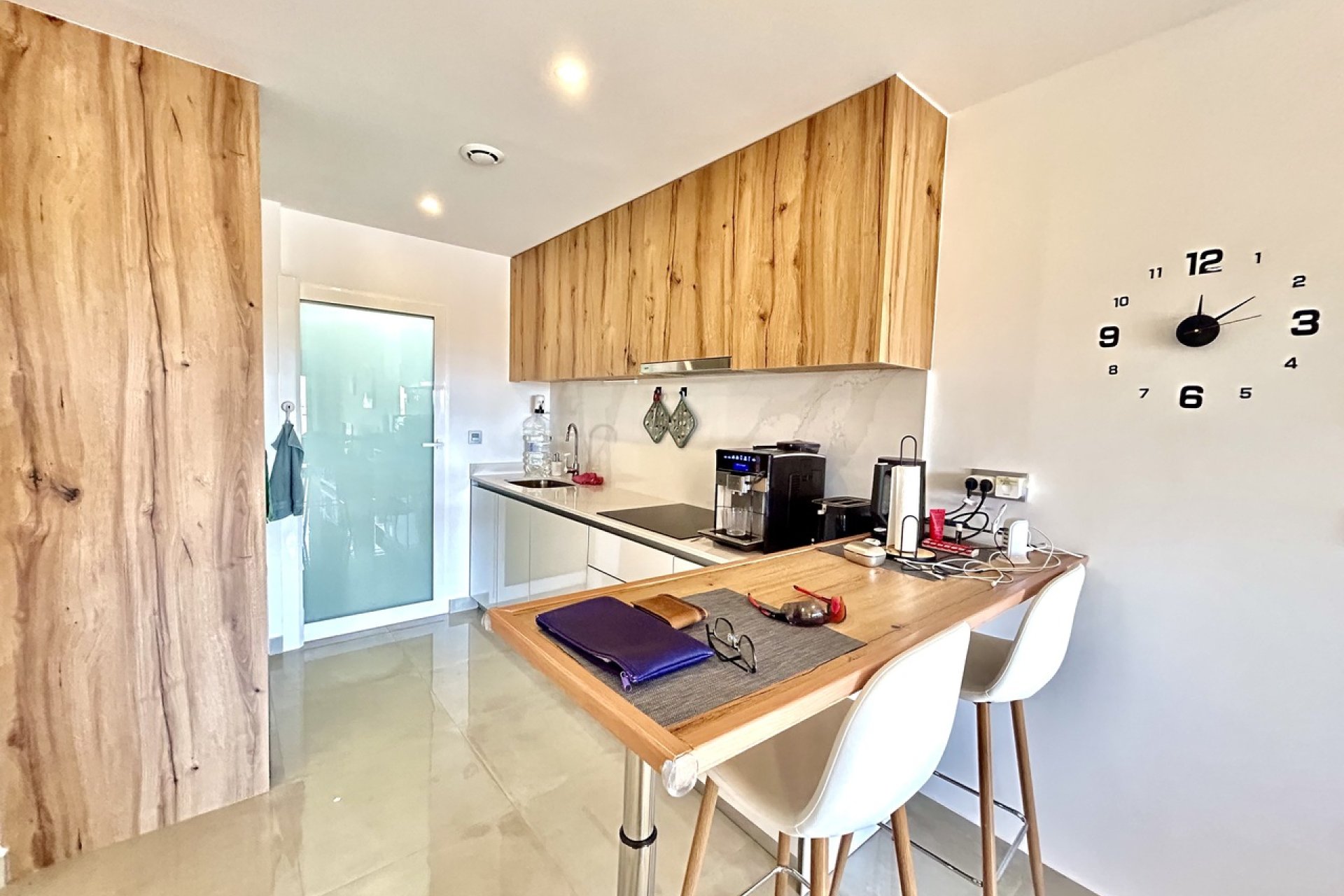 Modern corner apartment with ocean views in Pilar de la Horadada