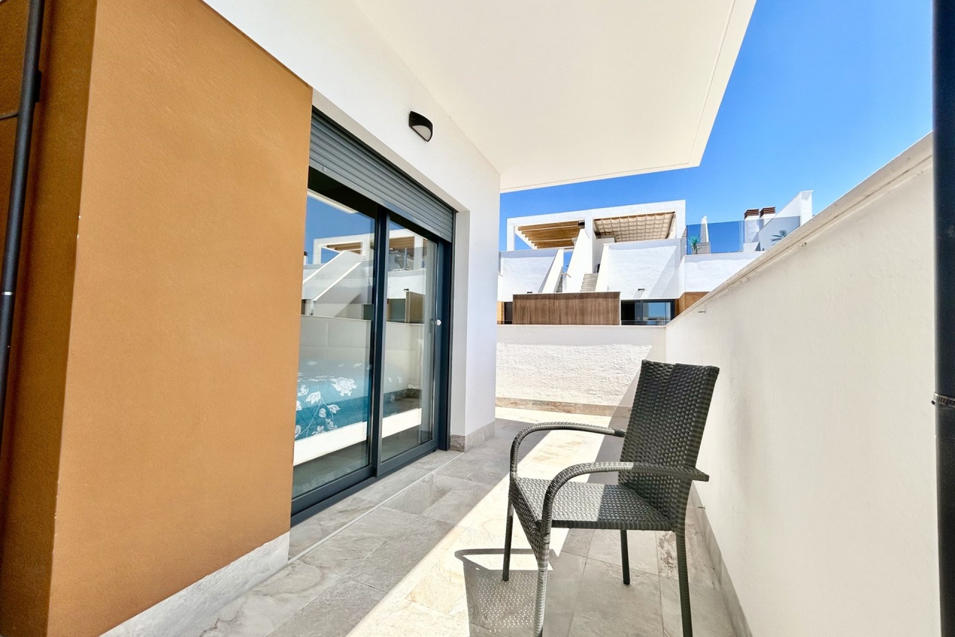 Modern corner apartment with ocean views in Pilar de la Horadada