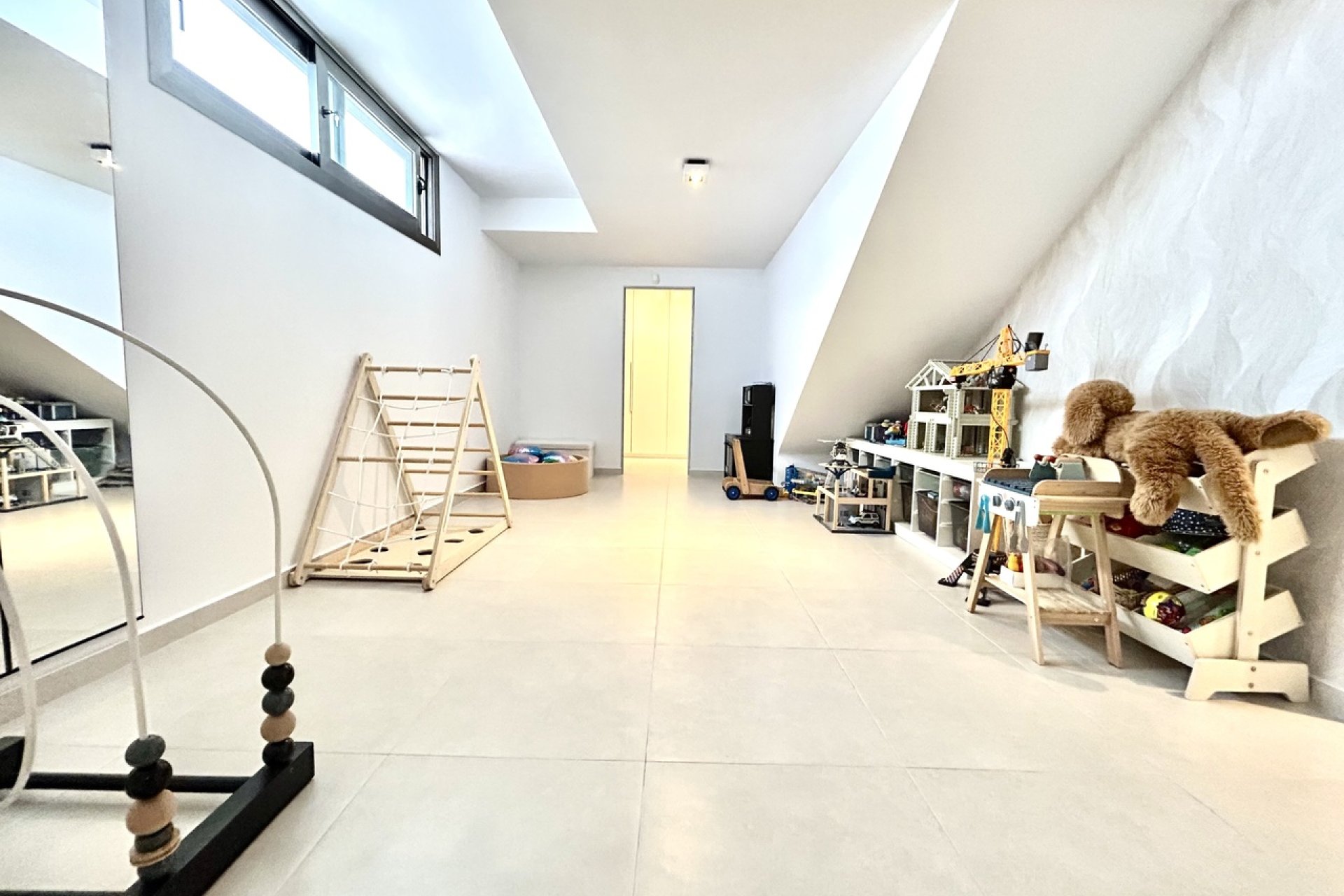 Modern, energy-efficient villa with a private pool and rooftop terrace in San Miguel de Salinas