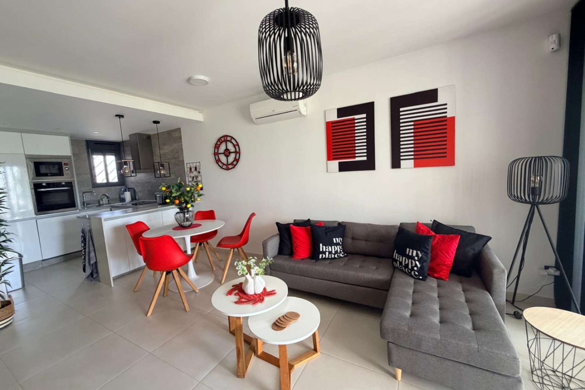 Modern gelijkvloers appartement in Punta Prima, Torrevieja