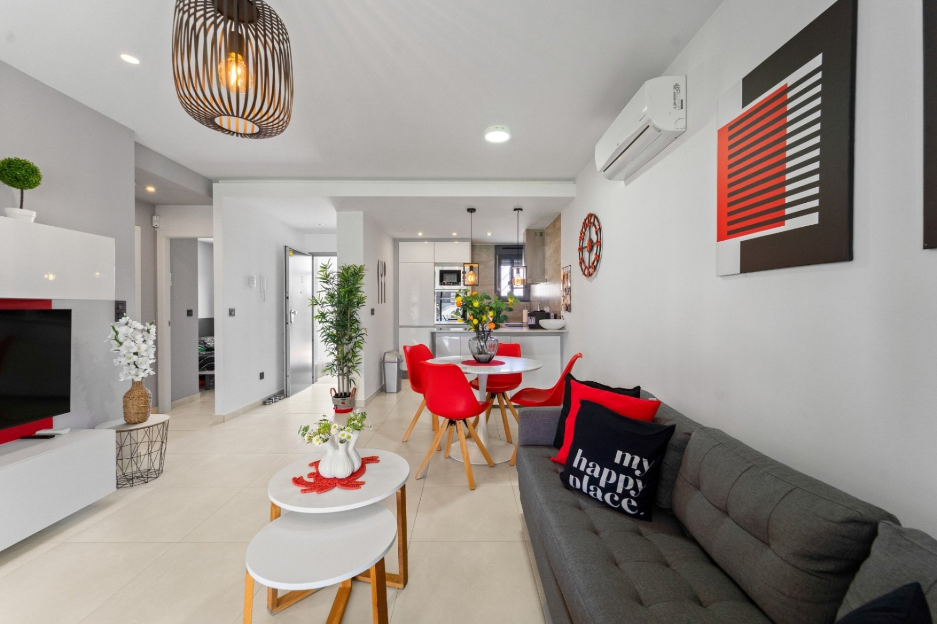 Modern gelijkvloers appartement in Punta Prima, Torrevieja