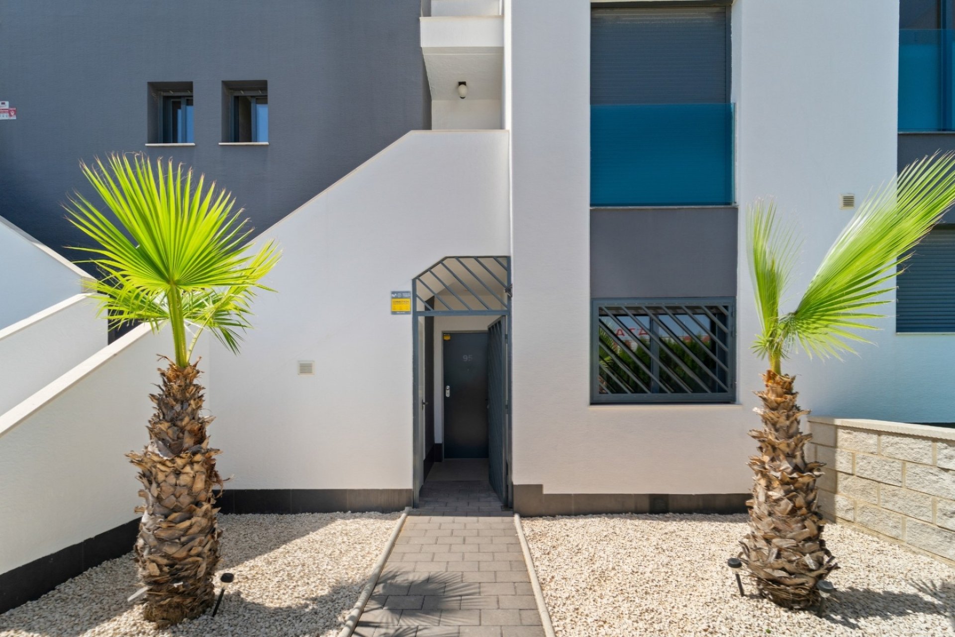 Modern gelijkvloers appartement in Punta Prima, Torrevieja