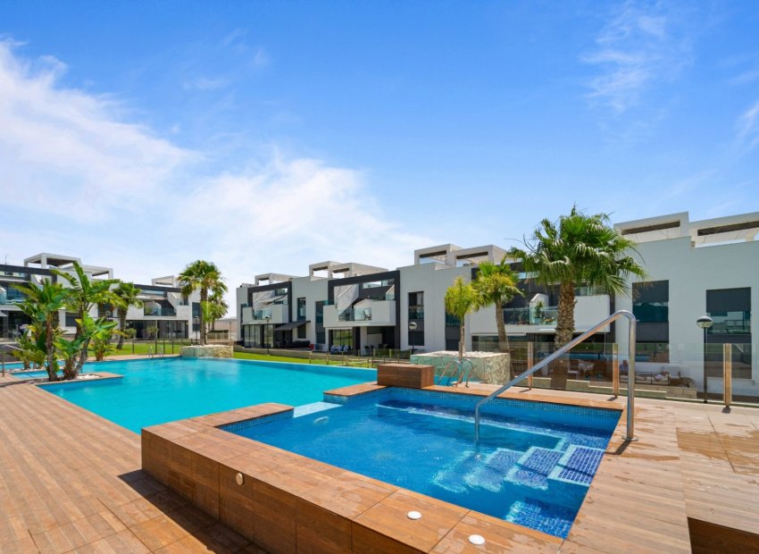 Modern ground-floor apartment in Punta Prima, Torrevieja