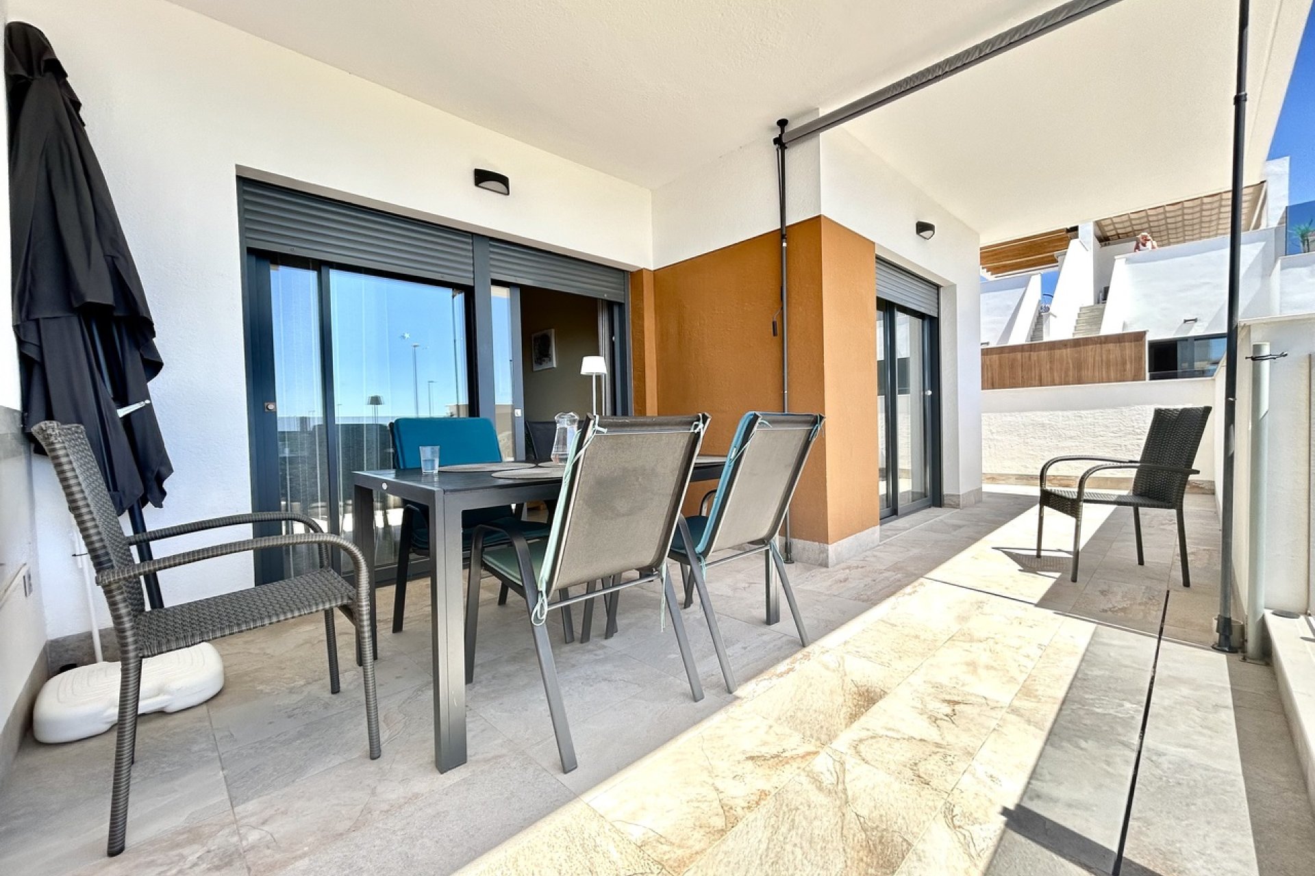 Modern hoekappartement met zeezicht in Pilar de la Horadada