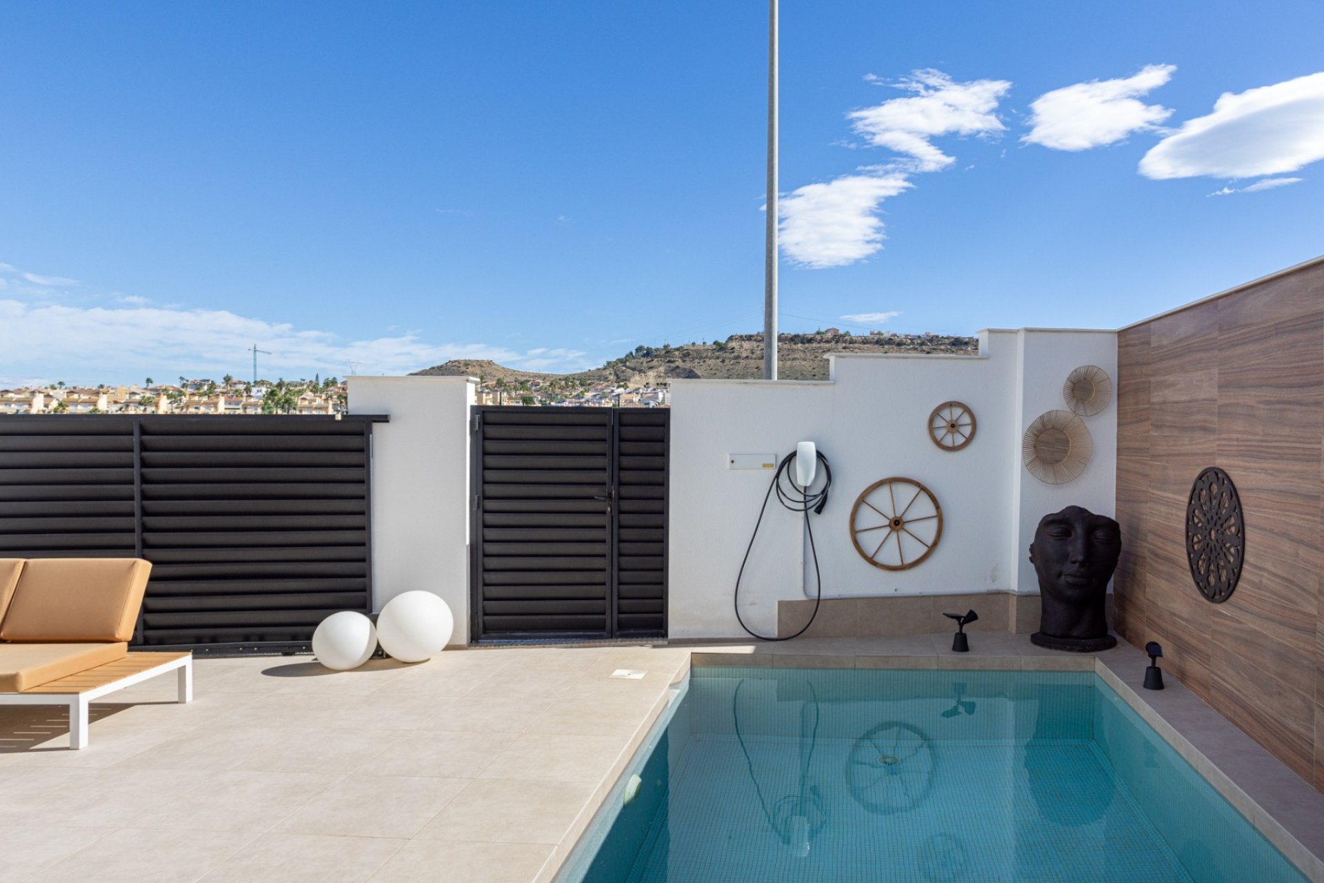 Modern instapklare villa met privézwembad en uitzicht in Benijófar, Costa Blanca