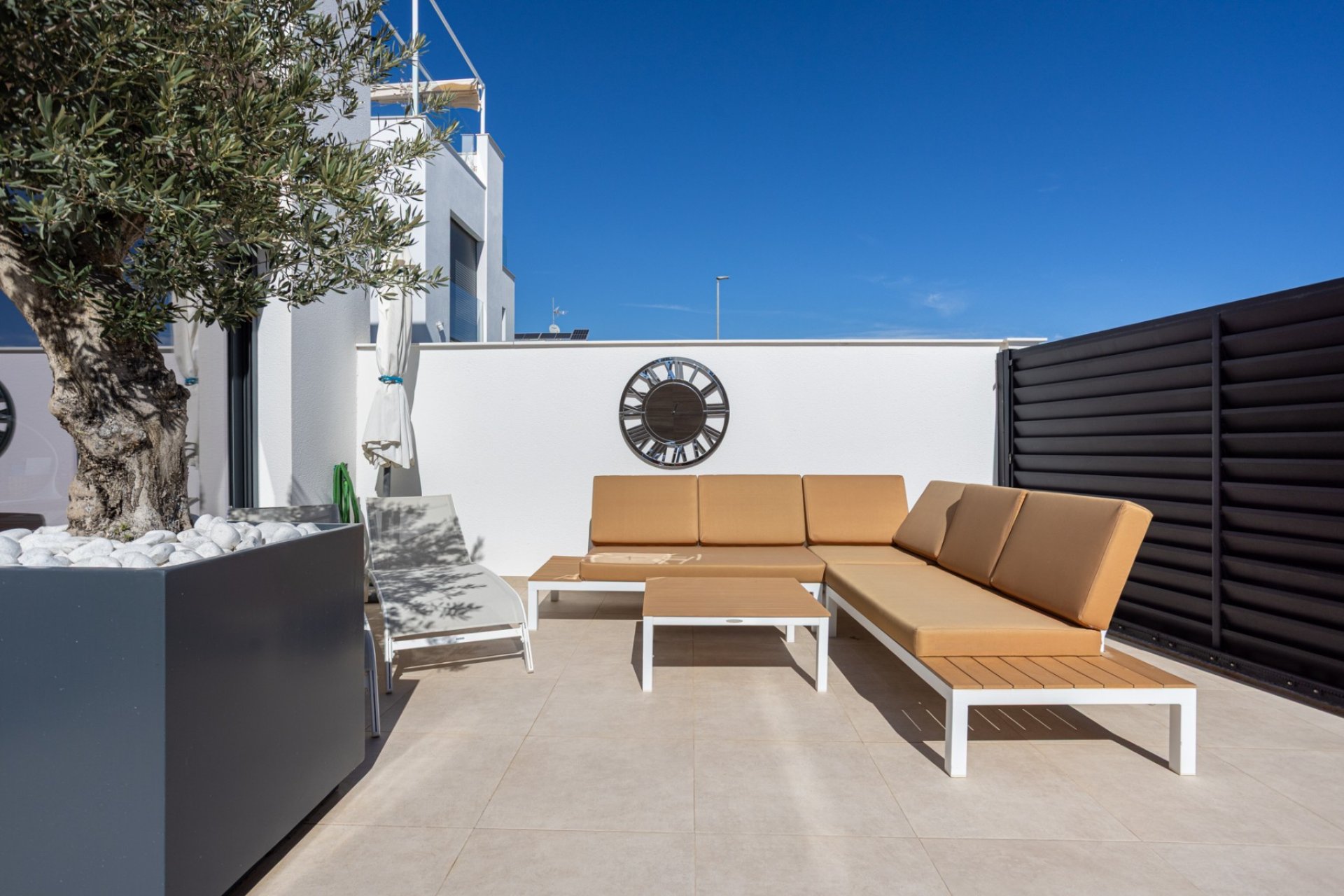 Modern instapklare villa met privézwembad en uitzicht in Benijófar, Costa Blanca