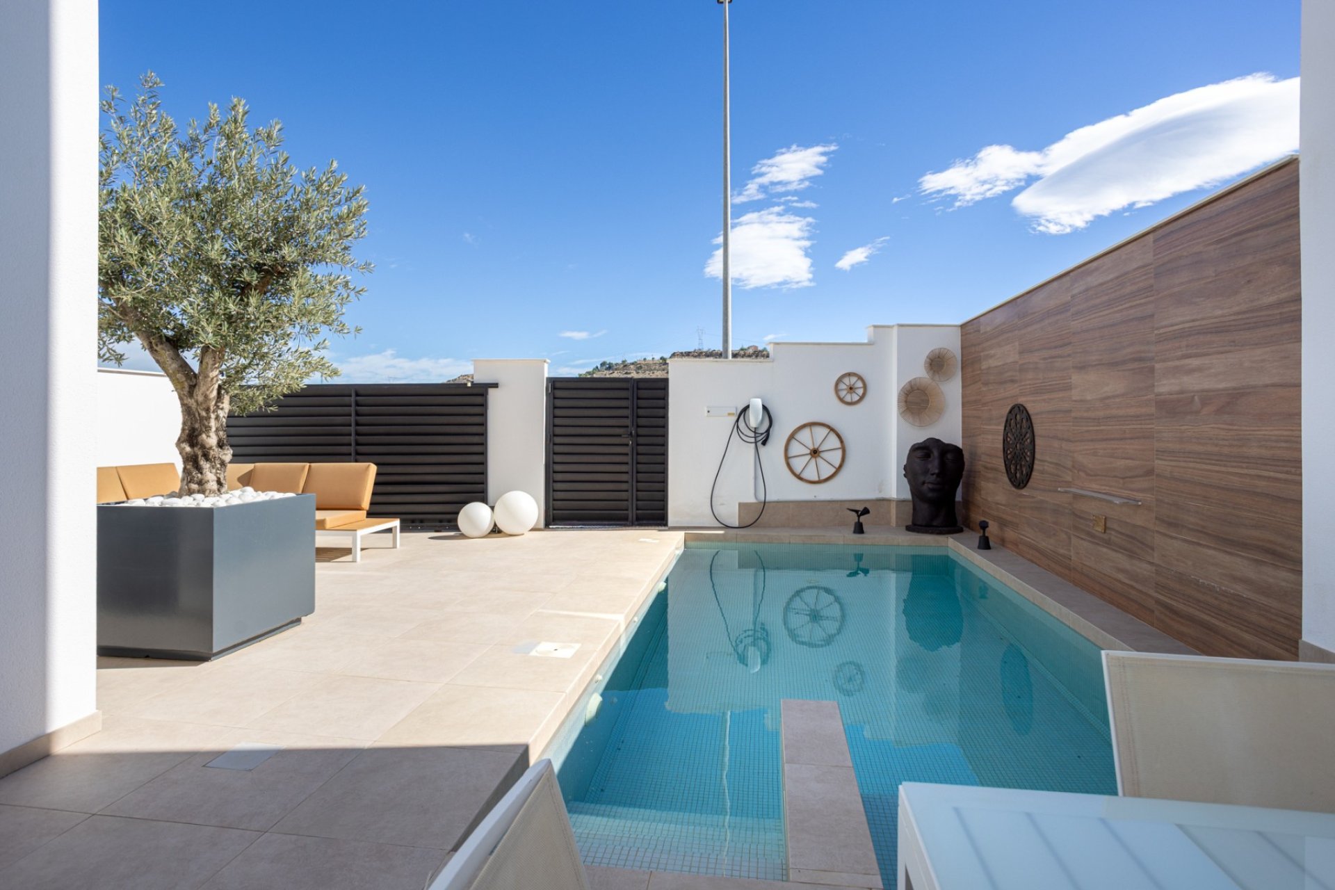 Modern instapklare villa met privézwembad en uitzicht in Benijófar, Costa Blanca