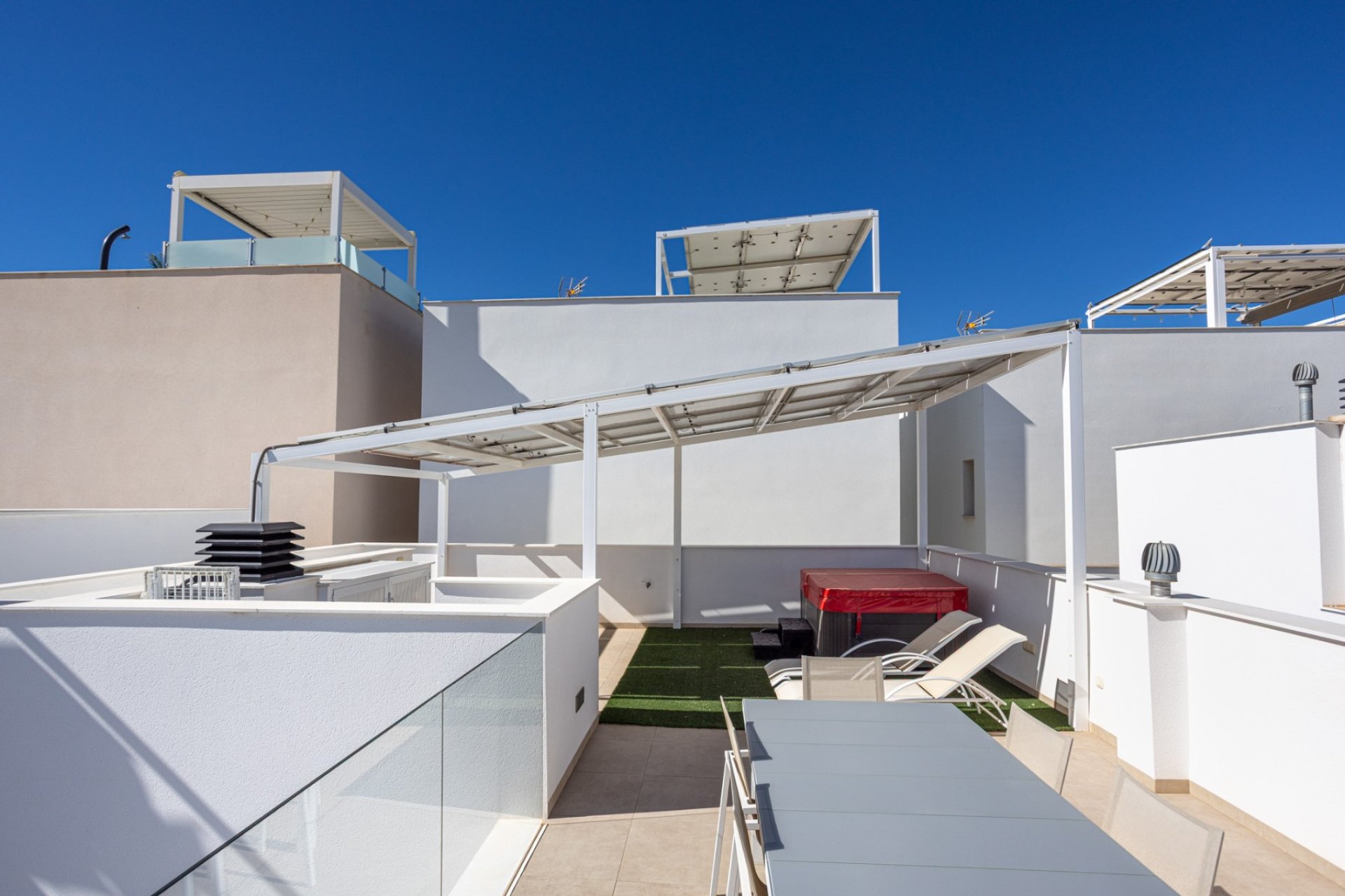 Modern instapklare villa met privézwembad en uitzicht in Benijófar, Costa Blanca