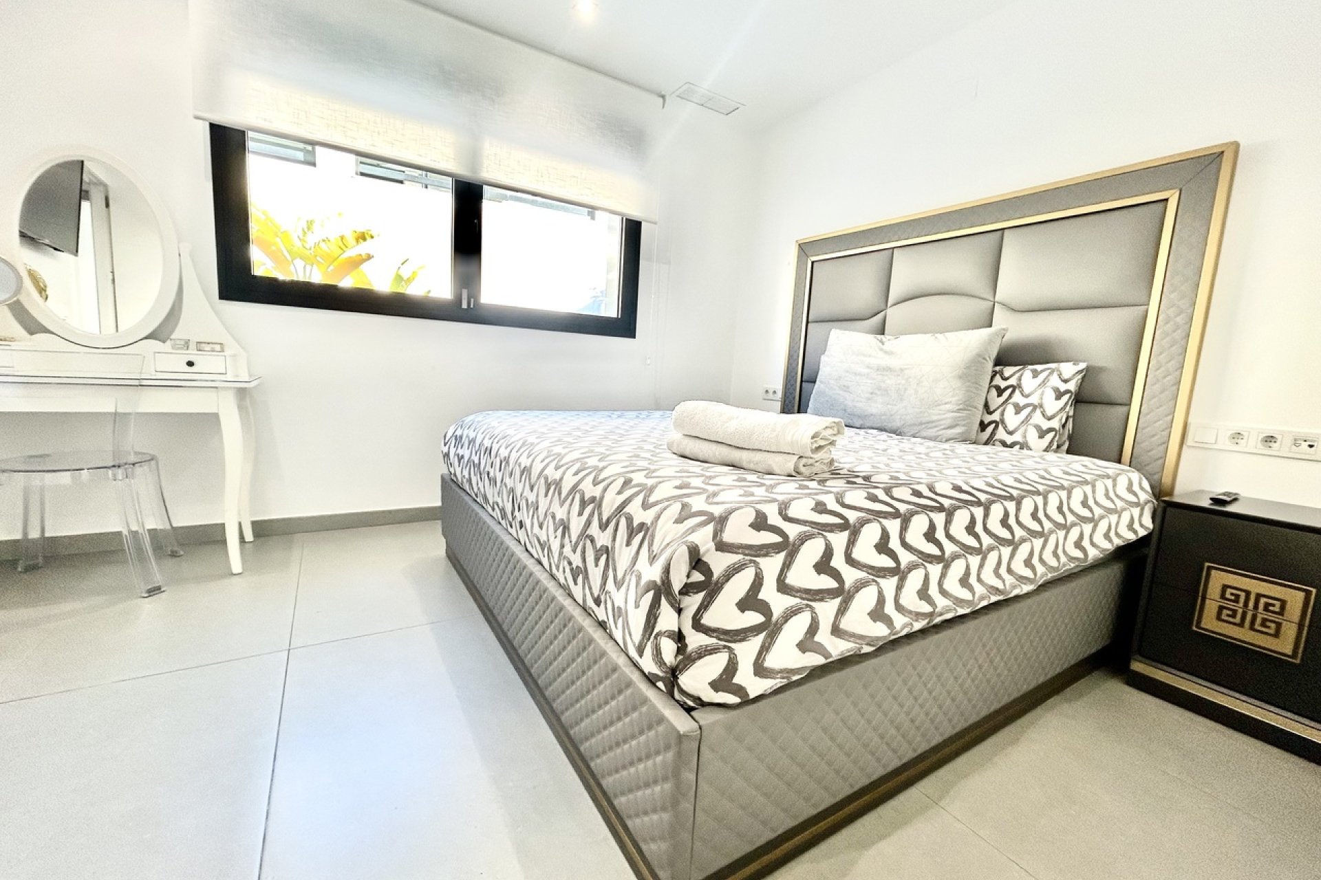 Modern luxury villa with private pool in Torrevieja