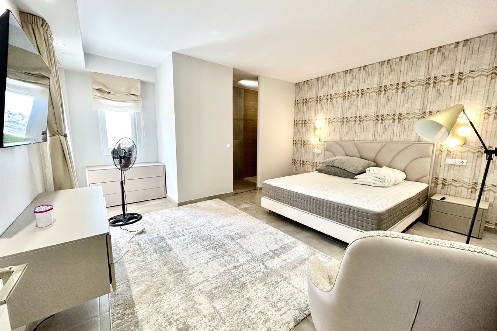 Modern luxury villa with views of the golf course and mountains in Ciudad Quesada