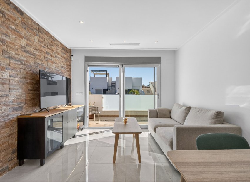 Modern penthouse met privézwembad en dakterras in Ciudad Quesada