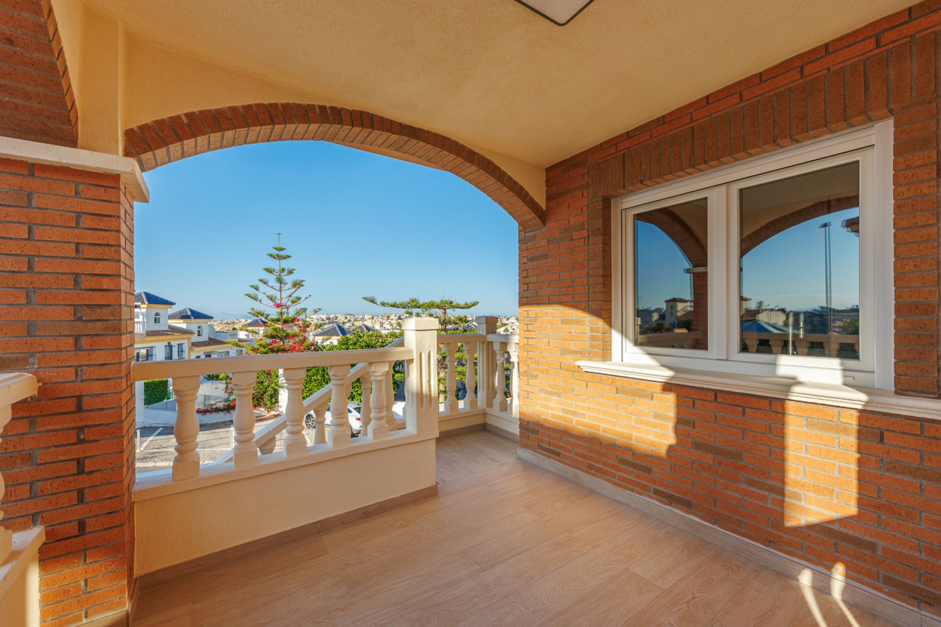 Modern villa with private pool in Ciudad Quesada near the golf course
