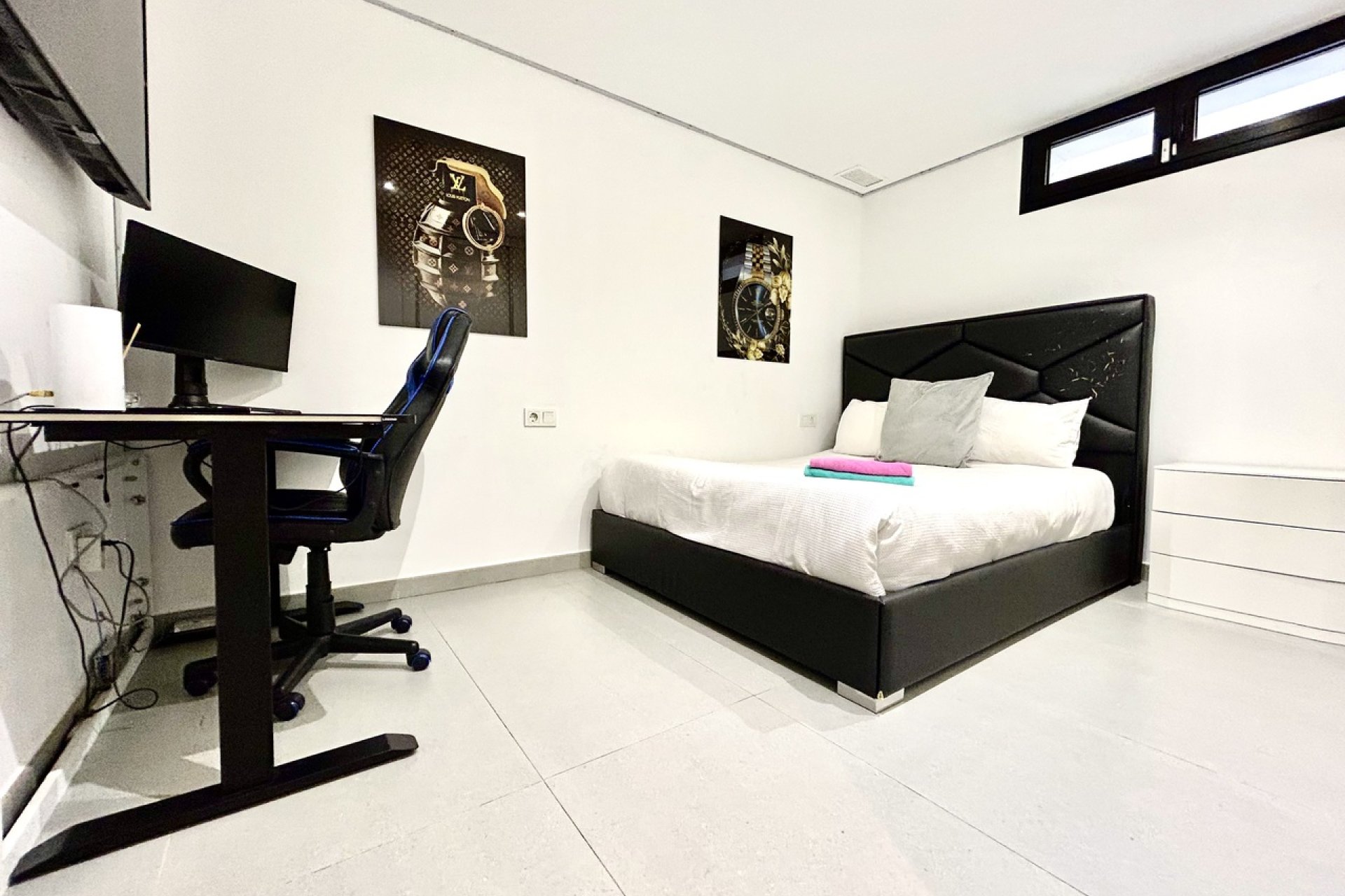 Moderne luxe villa met privézwembad in Torrevieja