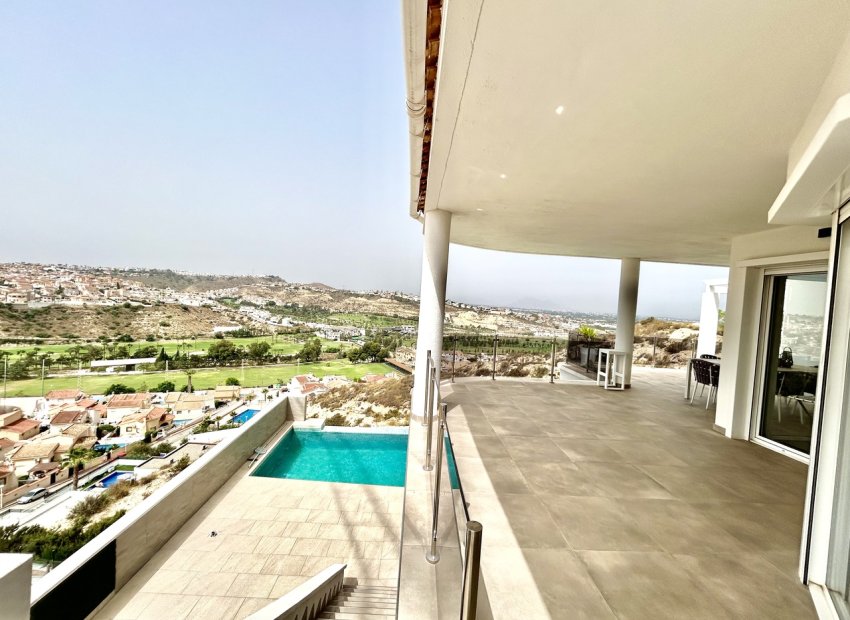 Moderne luxe villa met uitzicht op golf en bergen Ciudad Quesada