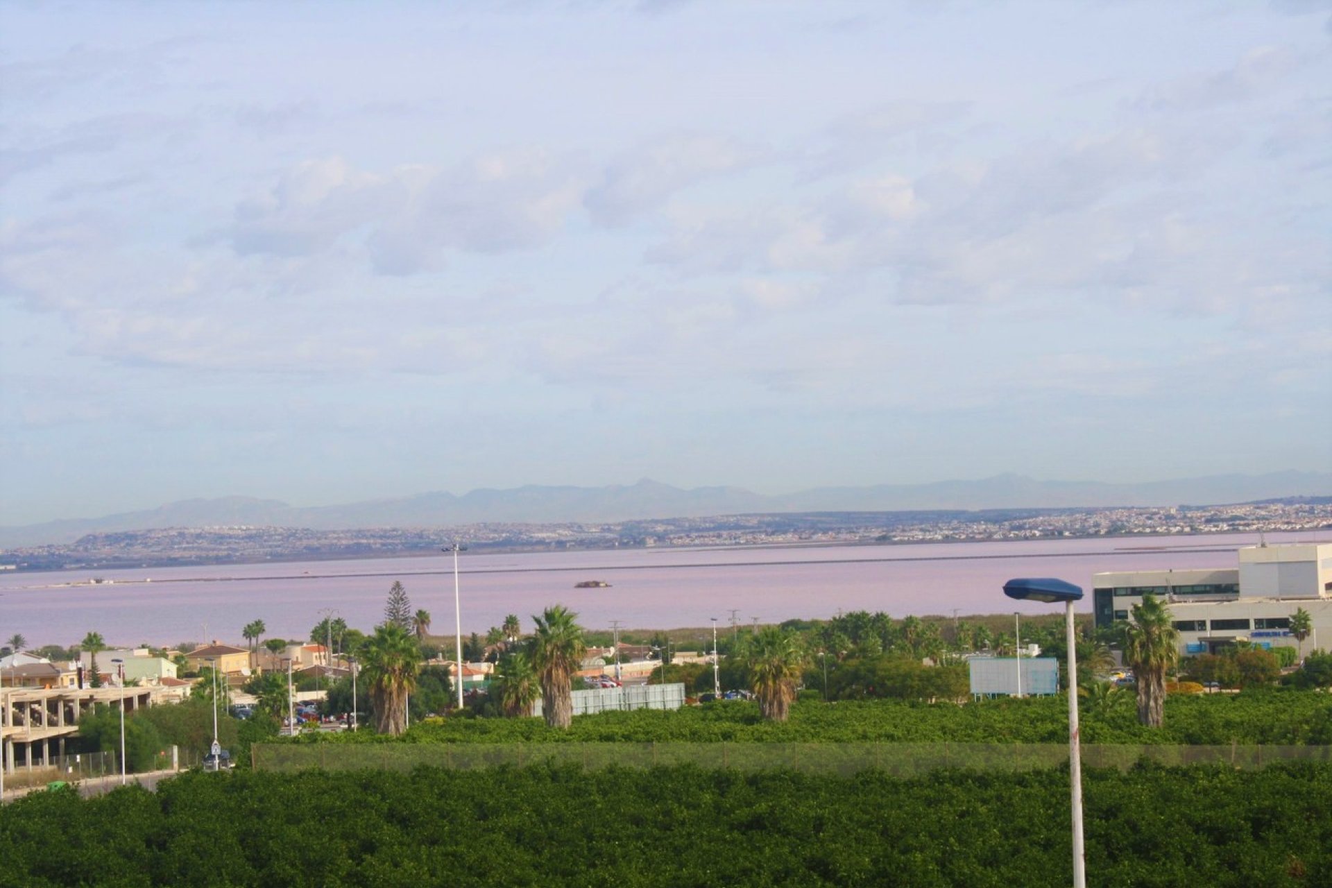 Moderne townhouse met zwembad in Torrevieja Los Altos