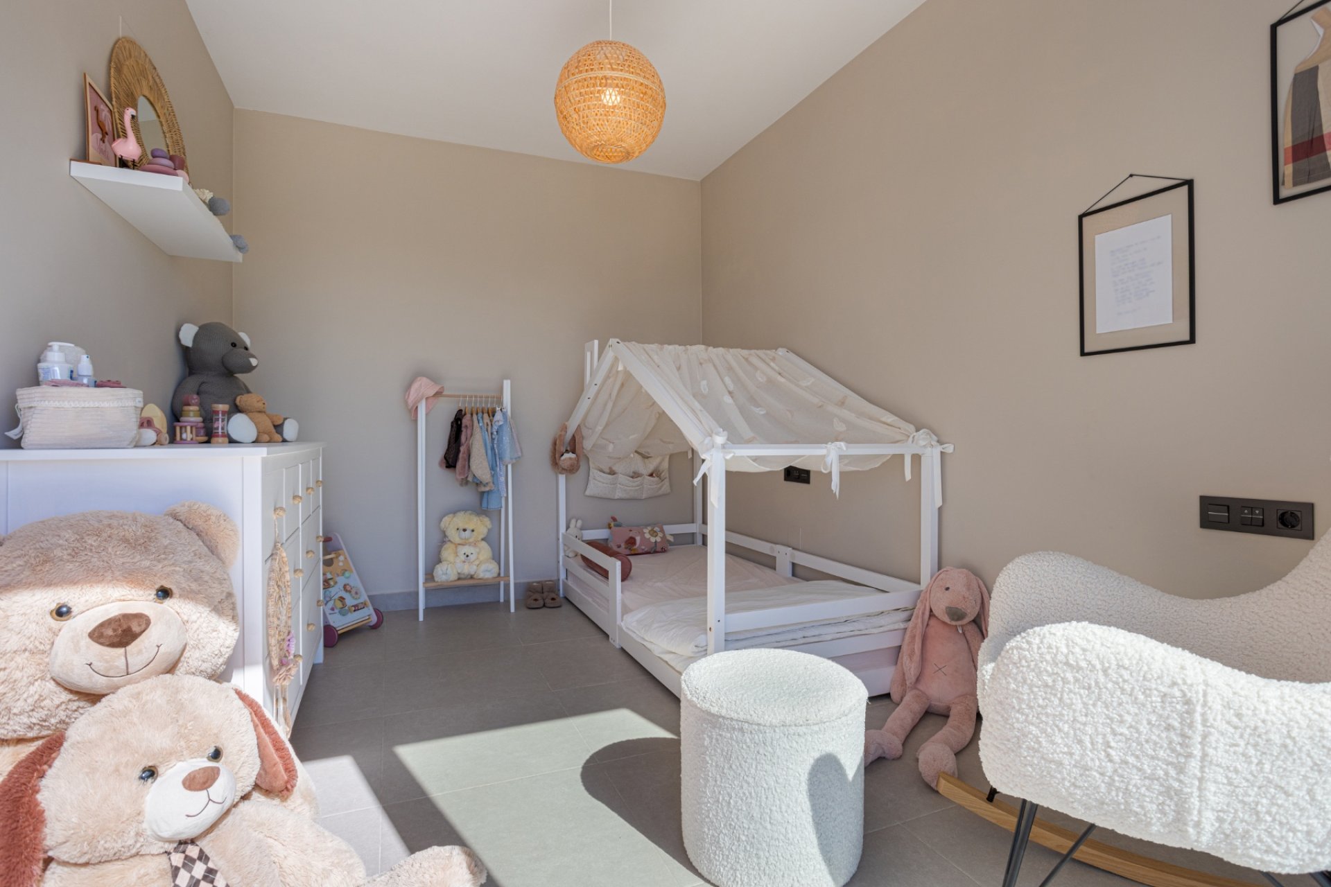 Moderne villa met 4 slaapkamers, privézwembad en solarium in Ciudad Quesada