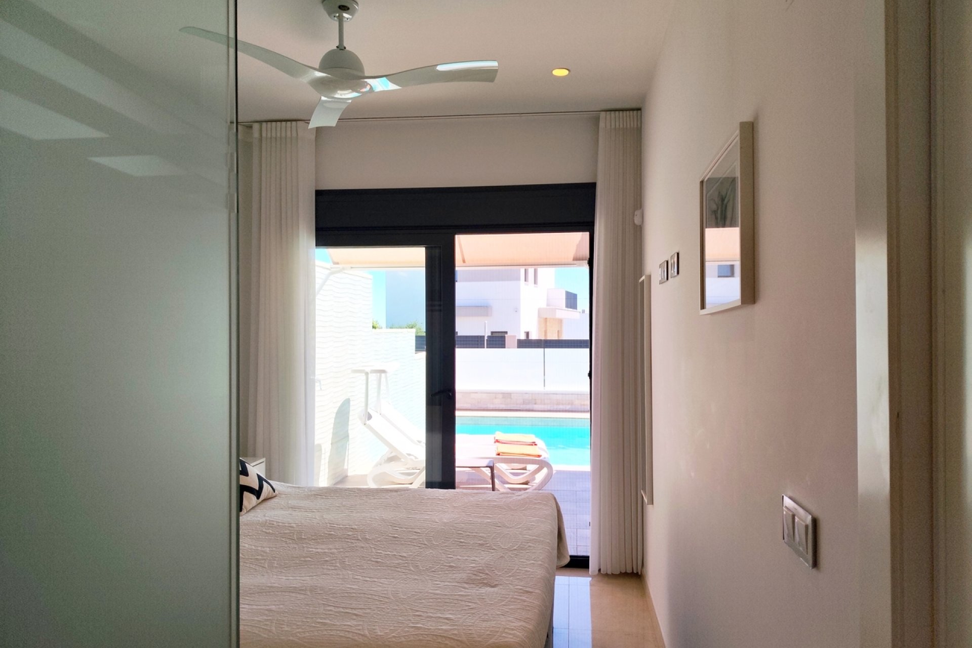 Moderne villa met privézwembad in San Miguel de Salinas