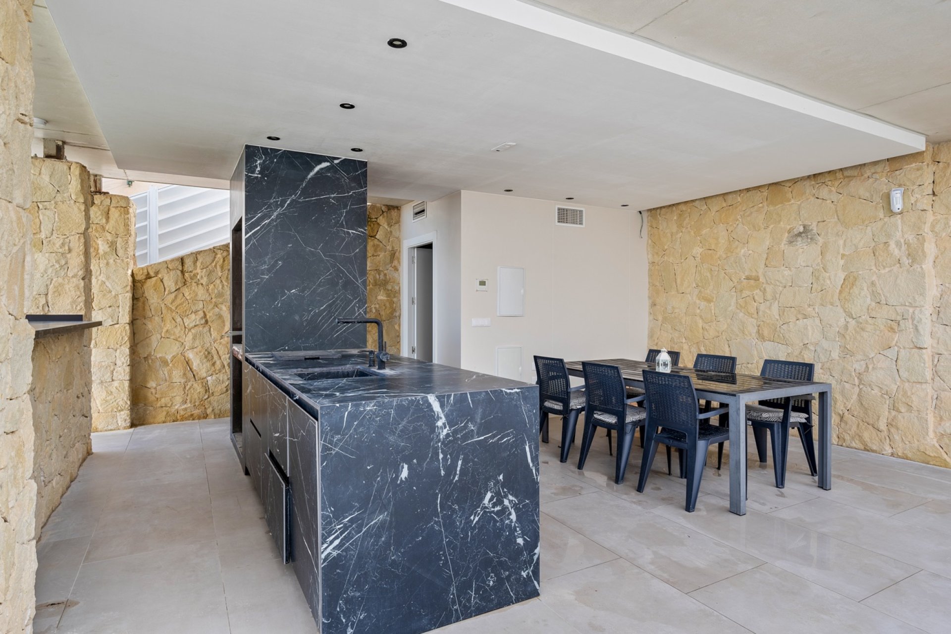 Moderne villa met privézwembad, uitzicht & luxe afwerking in Algorfa, Alicante