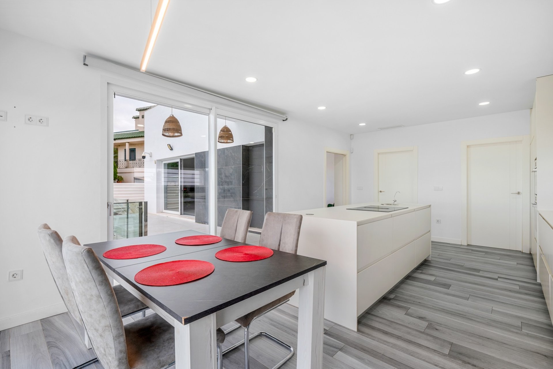 Moderne villa met privézwembad, uitzicht & luxe afwerking in Algorfa, Alicante