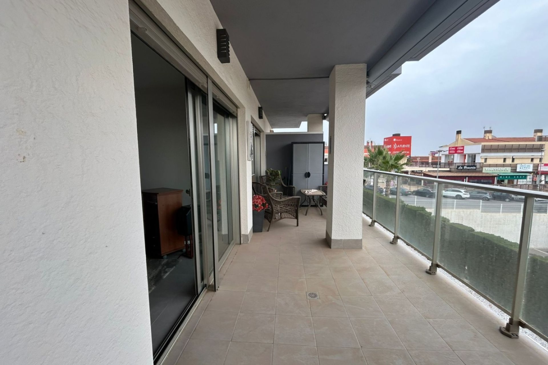 Moderno Apartamento con Terraza en Venta en Villacosta, Orihuela Costa