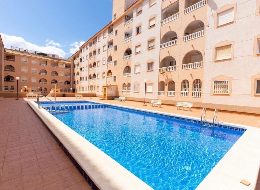 Moderno apartamento de 1 dormitorio en el centro de Torrevieja