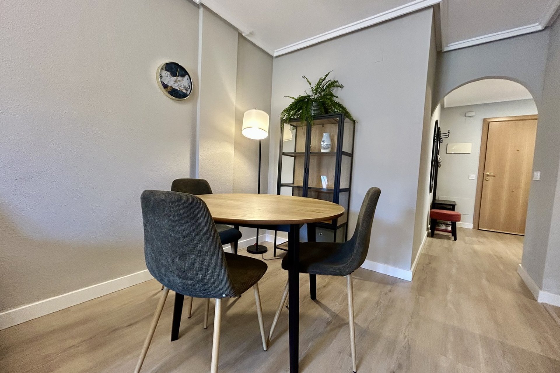 Moderno apartamento de 1 dormitorio en el centro de Torrevieja