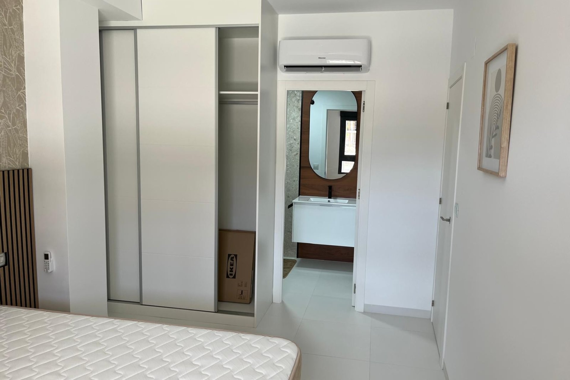 Moderno apartamento en planta baja con jardín y piscina en San Miguel de Salinas