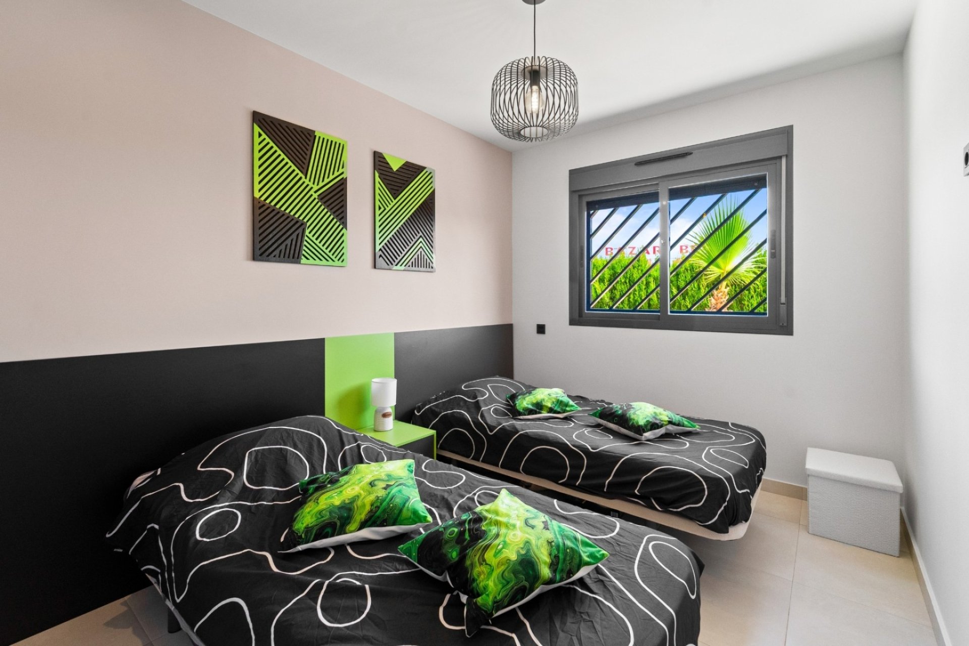 Moderno piso en planta baja en Punta Prima, Torrevieja