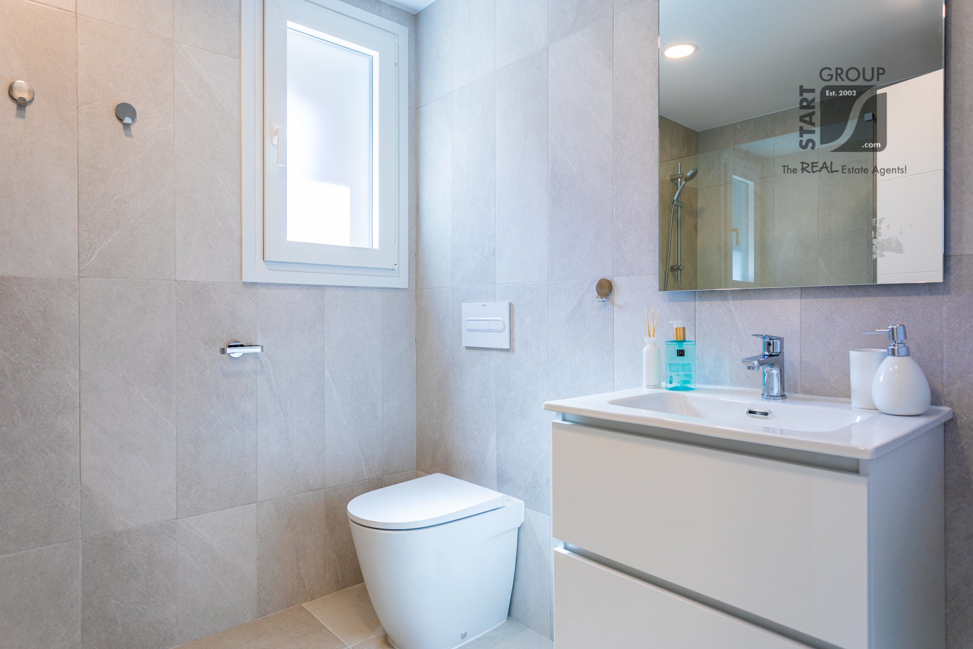 New Build - Apartment -
Las Lagunas de Mijas