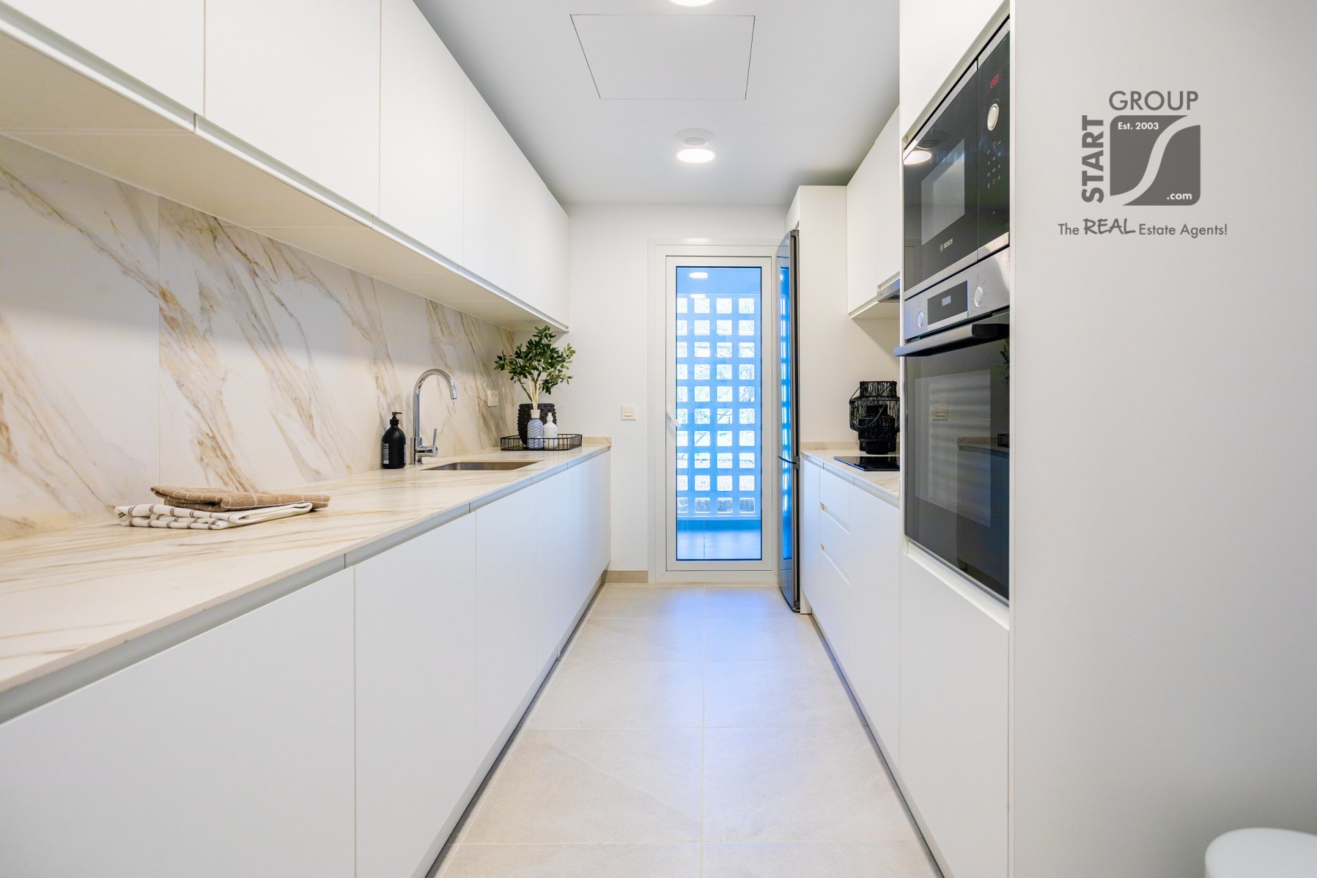 New Build - Apartment -
Las Lagunas de Mijas