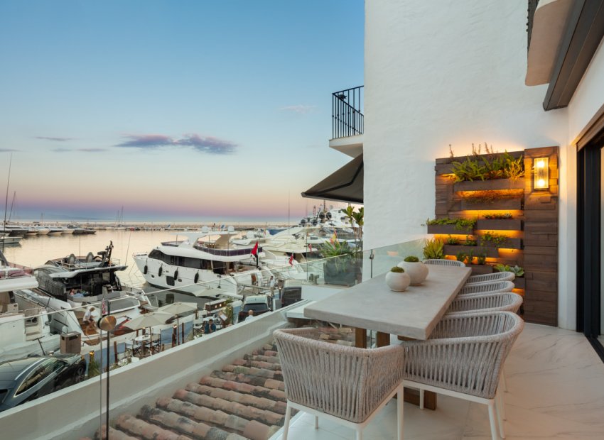 New Build - Apartment -
Marbella