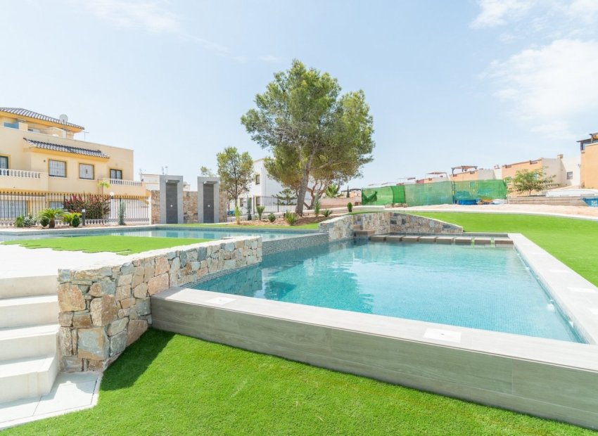 New Build Apartments in Los Balcones (Torrevieja)