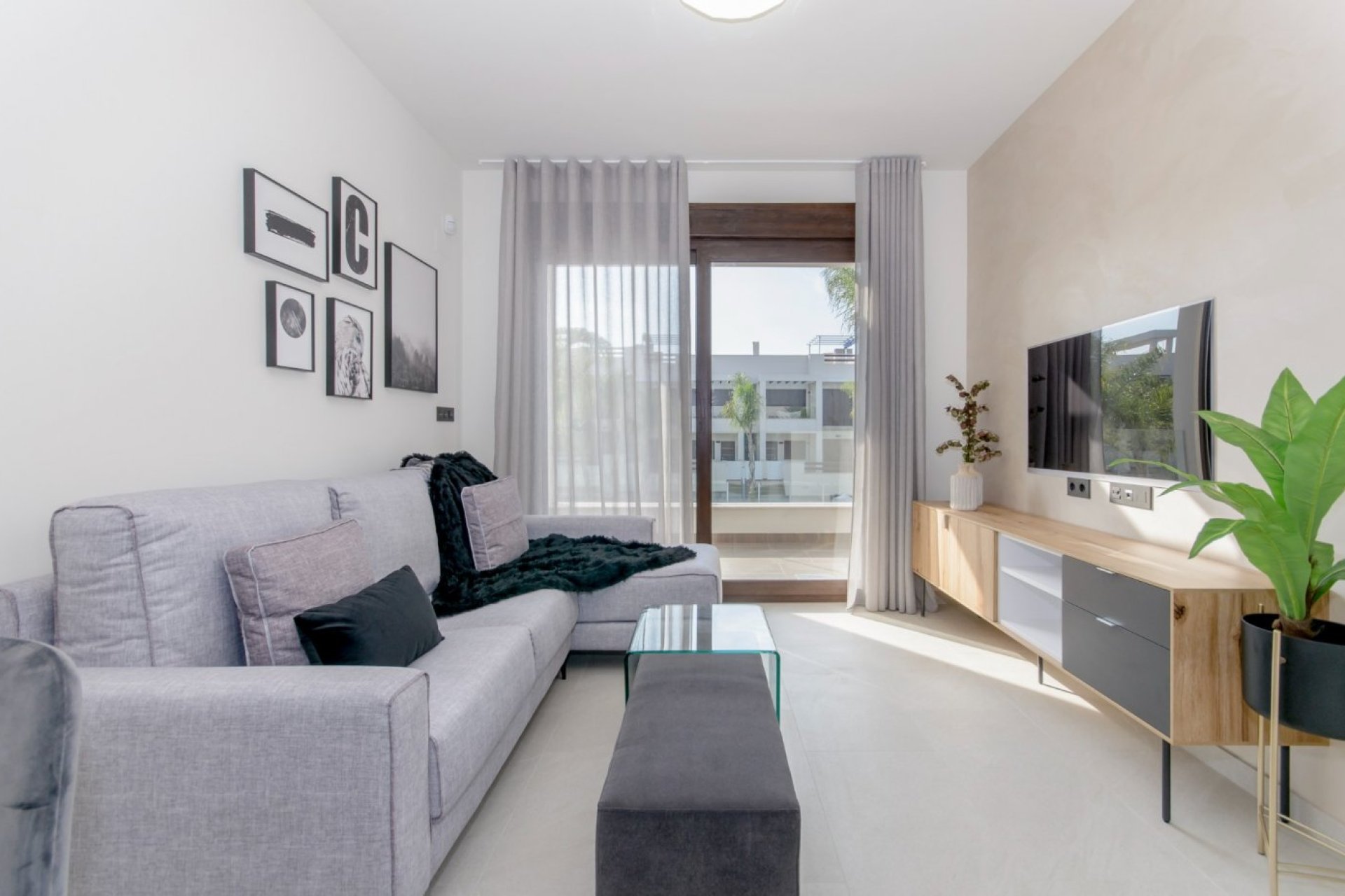 New-build bungalow apartments in Los Balcones, Torrevieja