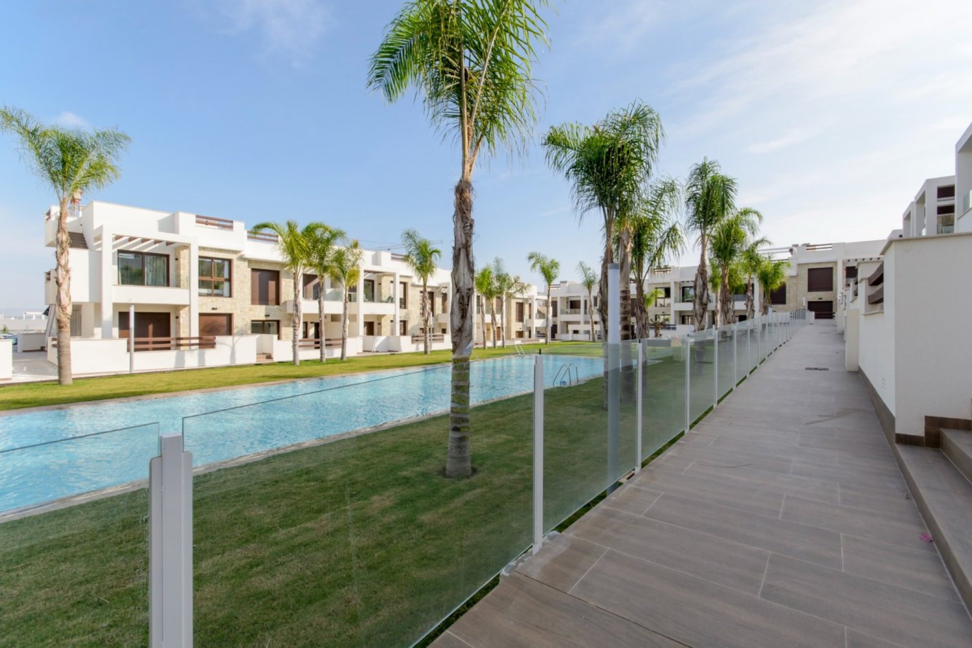 New-build bungalow apartments in Los Balcones, Torrevieja