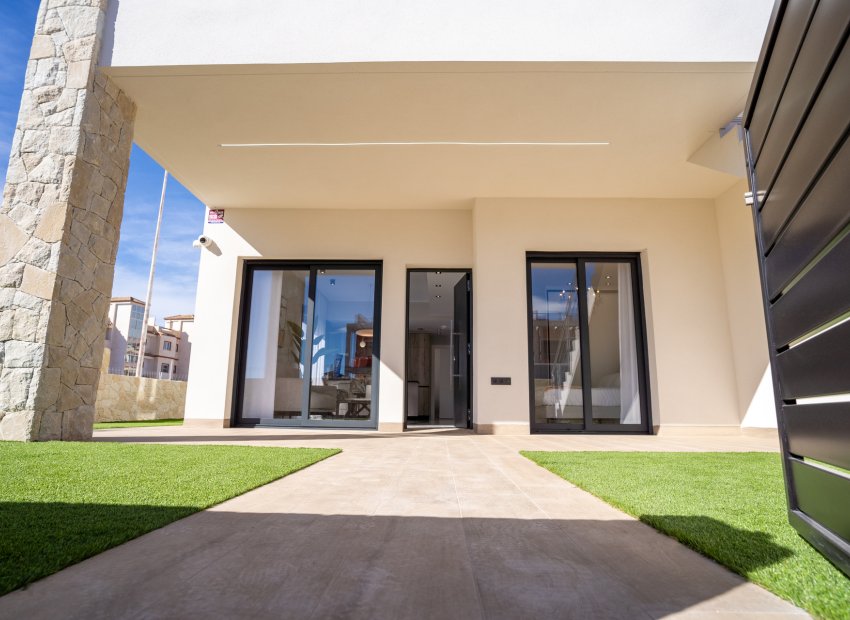 New Build - Bungalow - Solarium -
Pilar de la Horadada