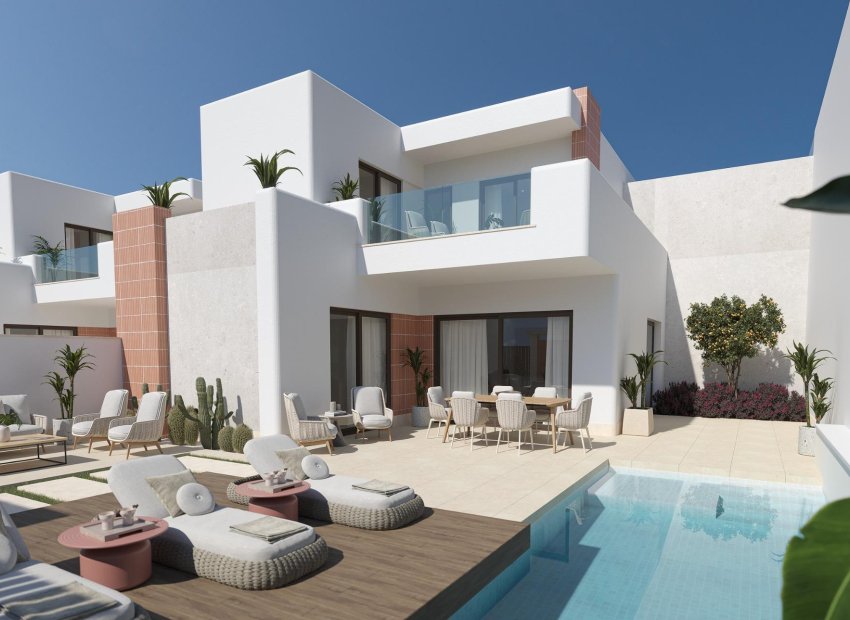 New build semi-detached villas in Roldán